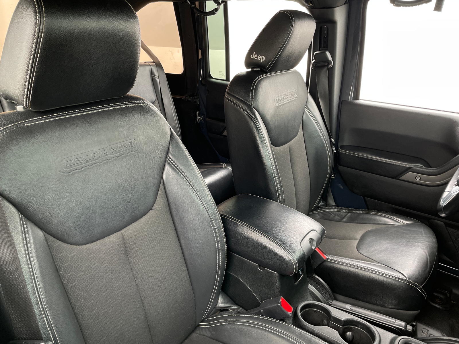 Thumbnail: 2018 Jeep Wrangler - 2