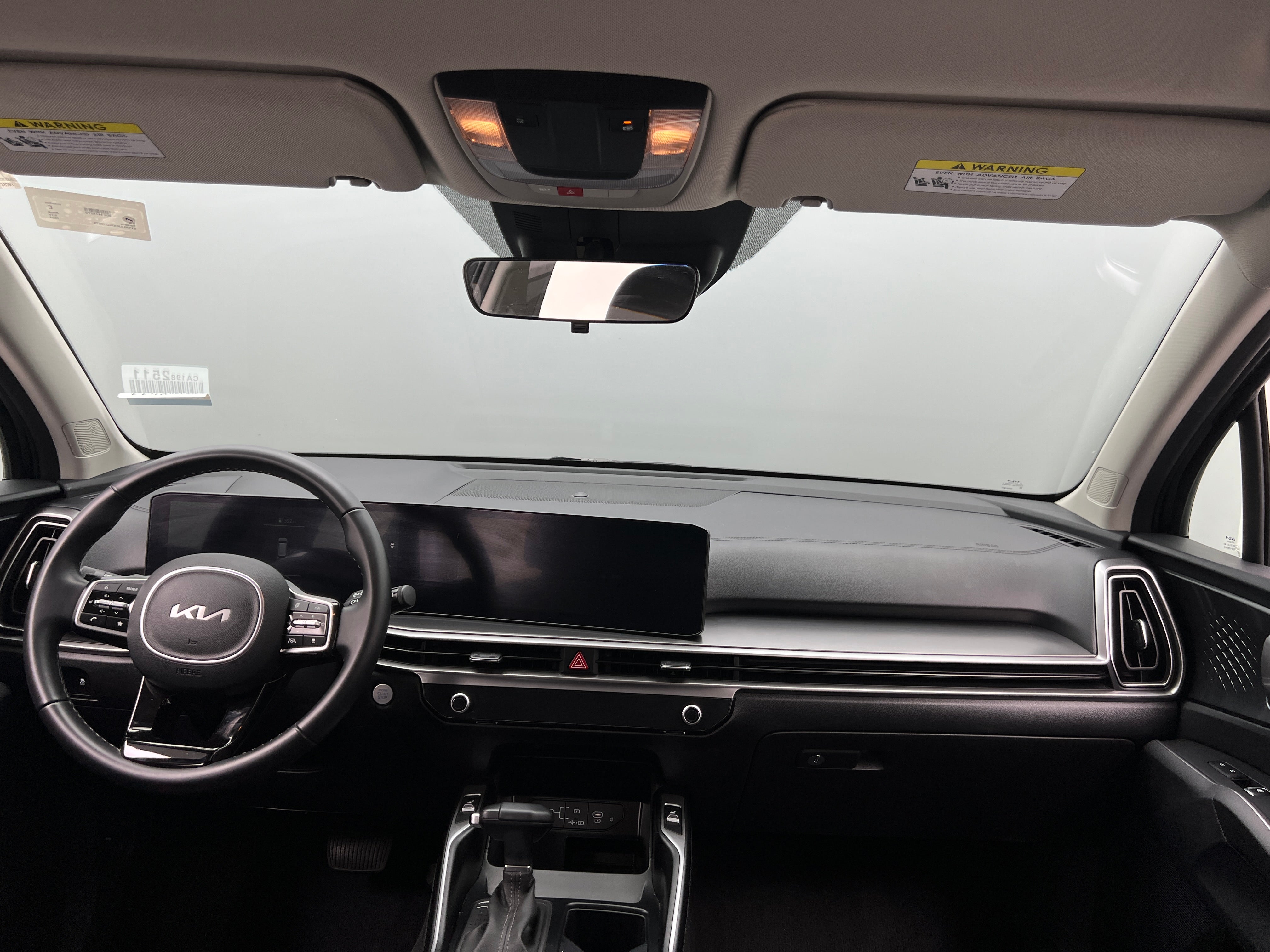 2024 Kia Sorento S 2