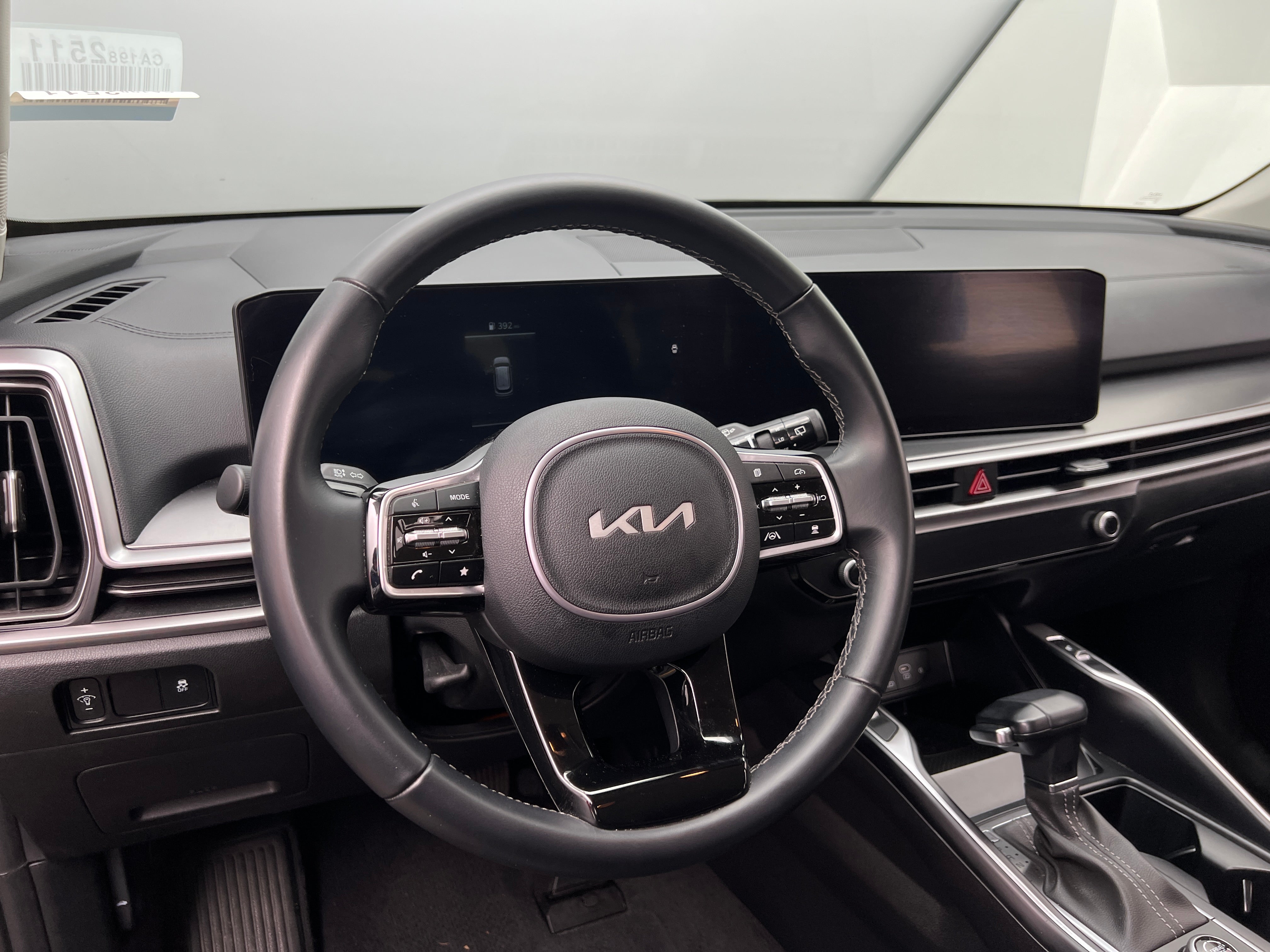 2024 Kia Sorento S 4