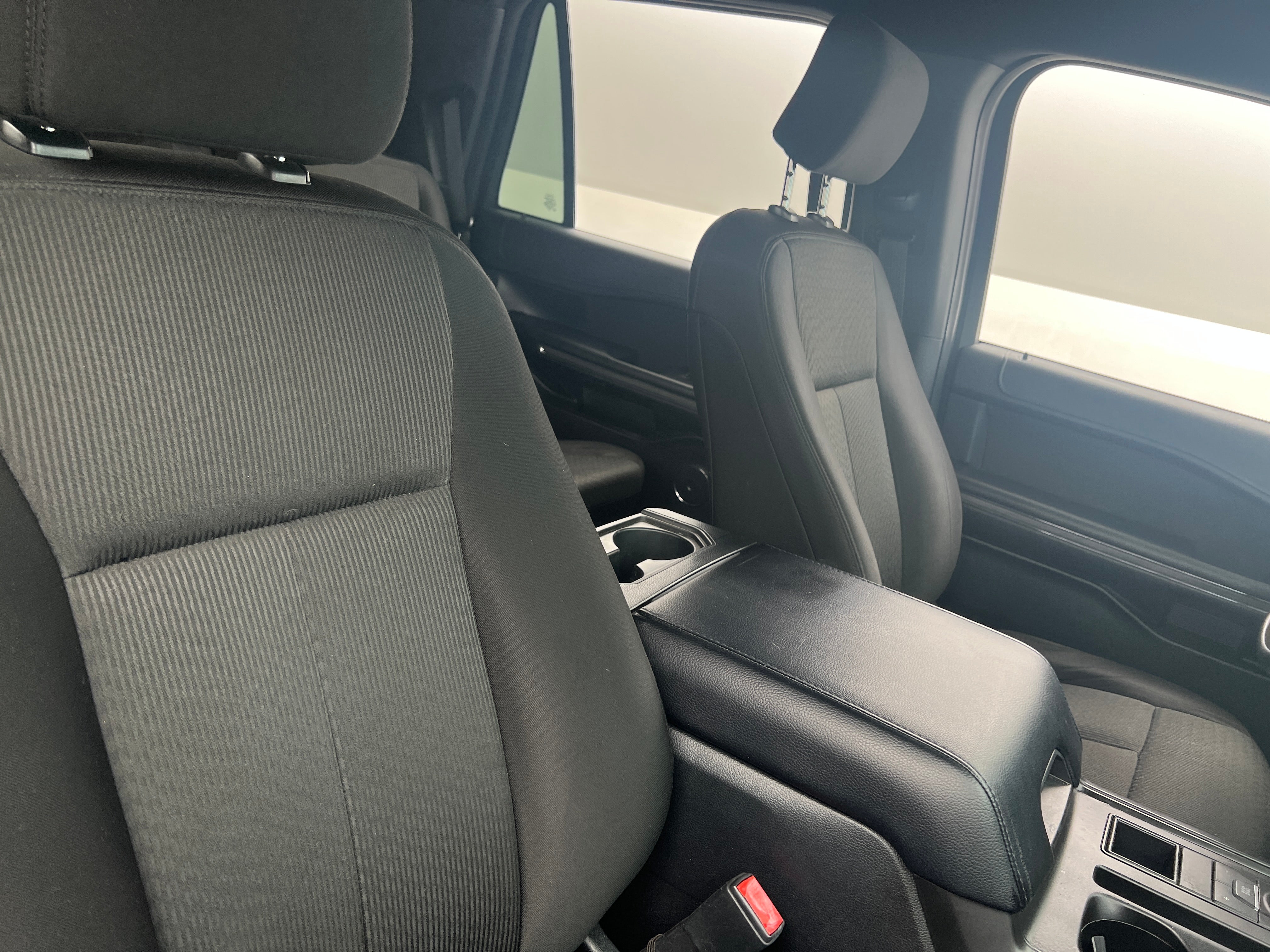 2020 Ford Expedition XLT 2
