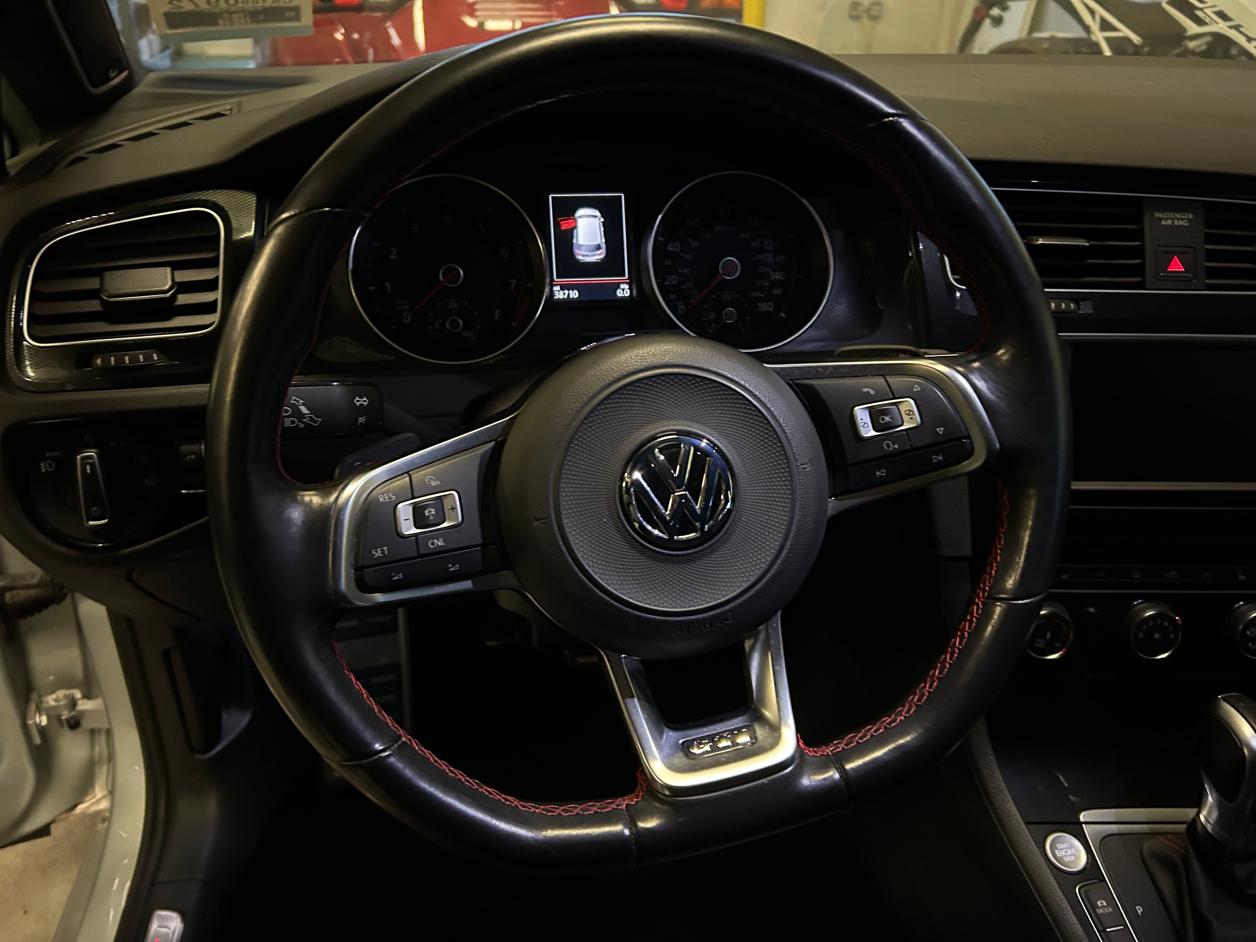 2017 Volkswagen Golf GTI SE 5