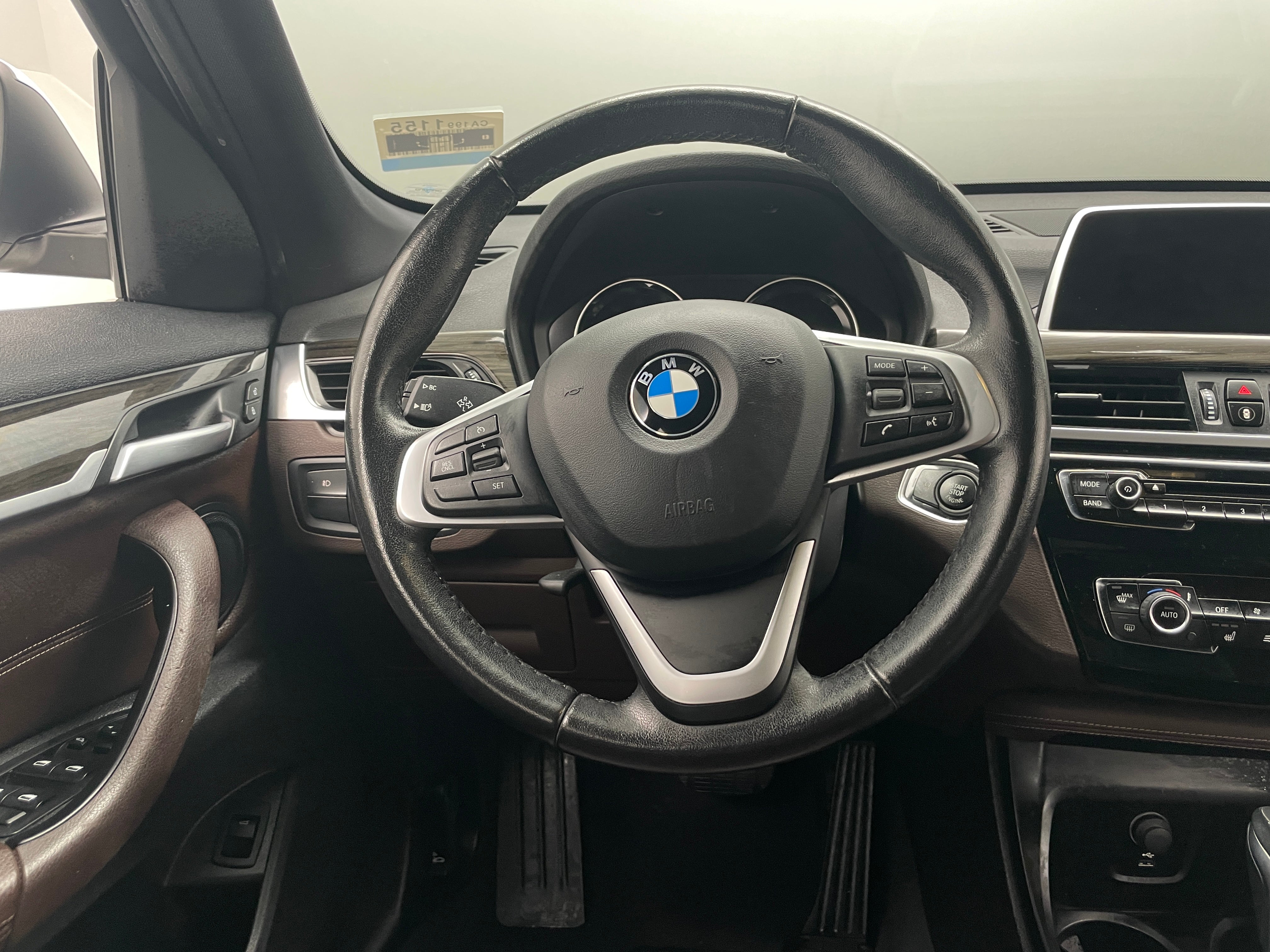 2019 BMW X1 xDrive28i 4