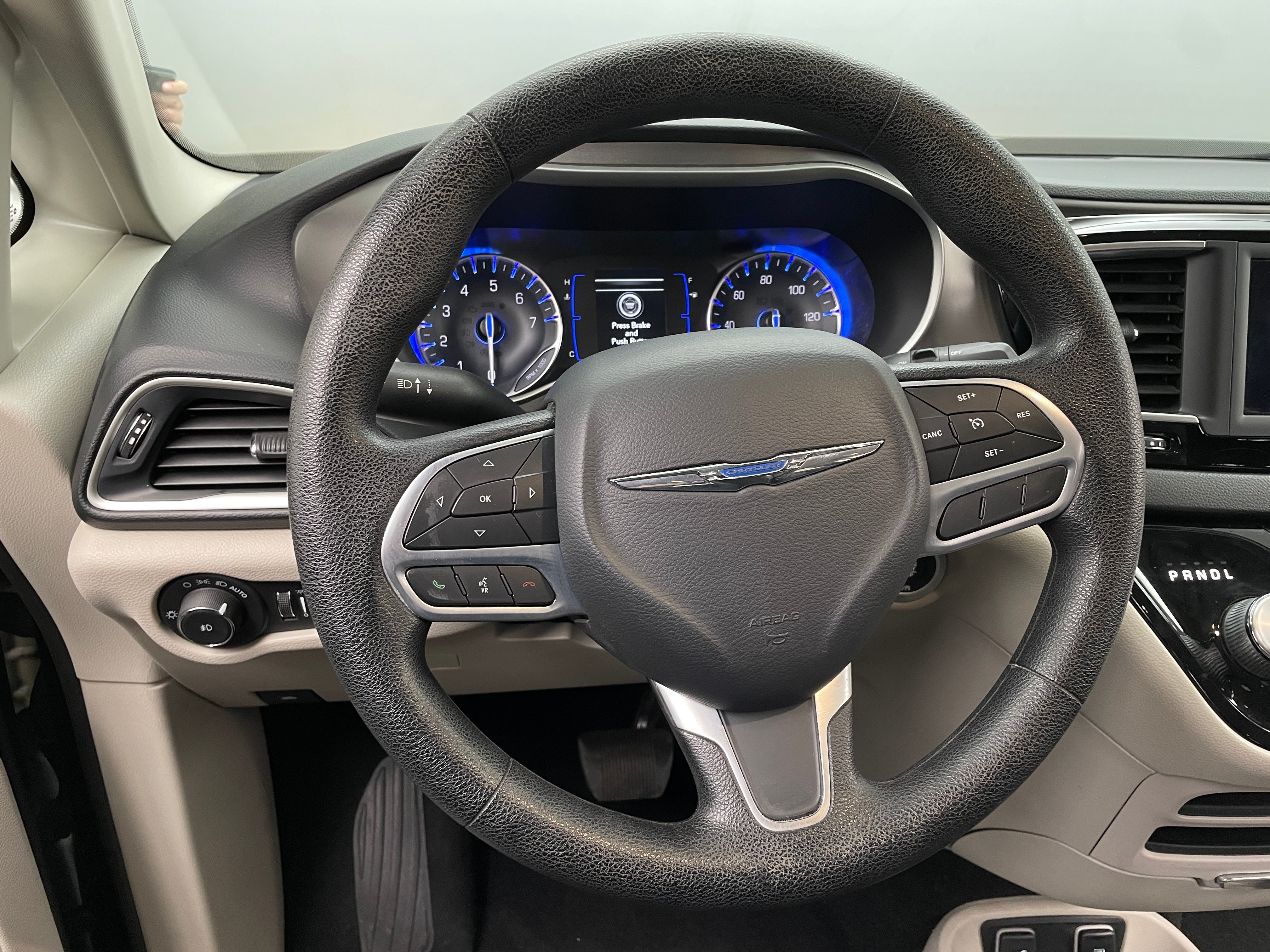 2020 Chrysler Pacifica Touring 5