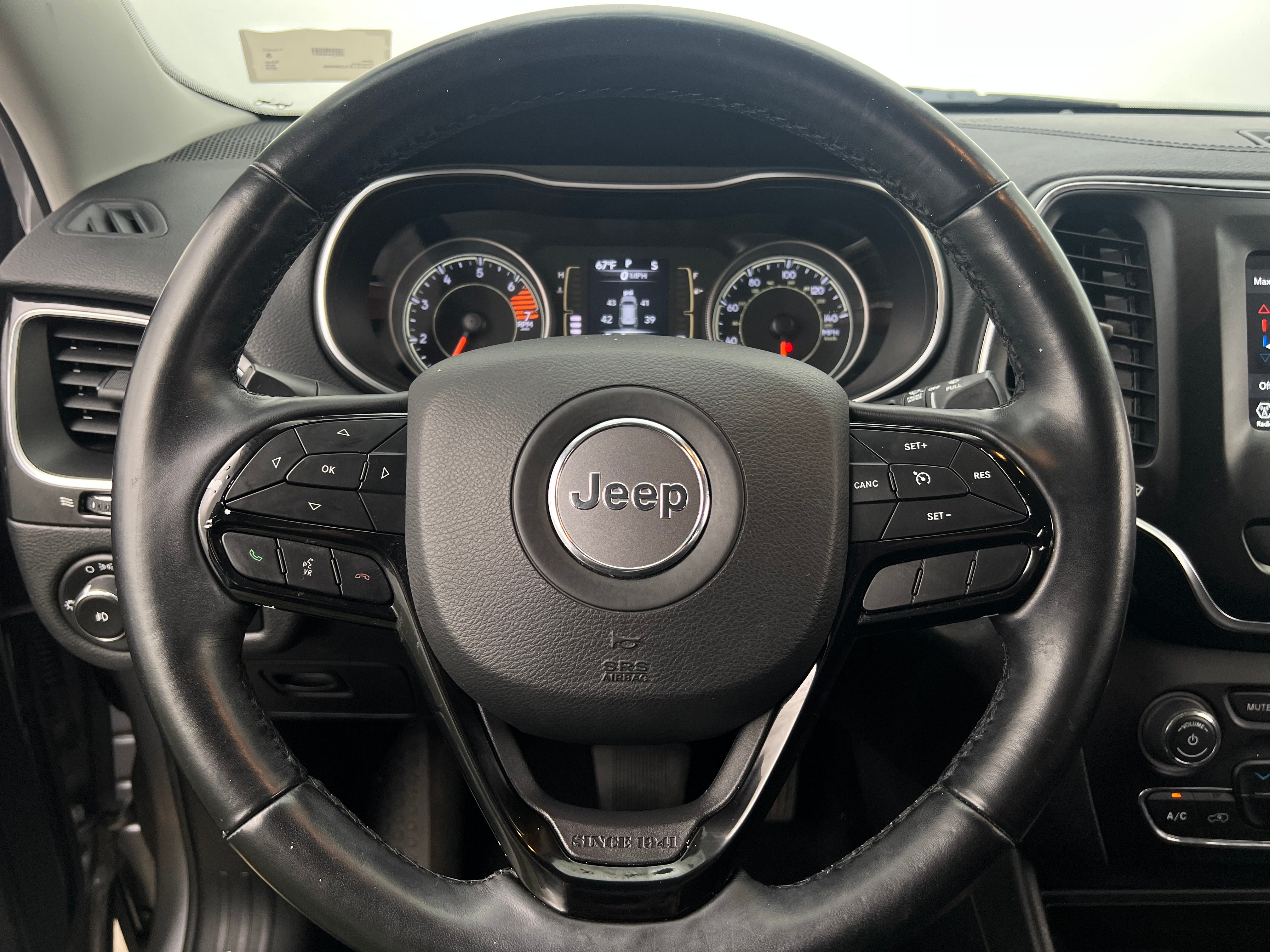 2020 Jeep Cherokee Altitude 5
