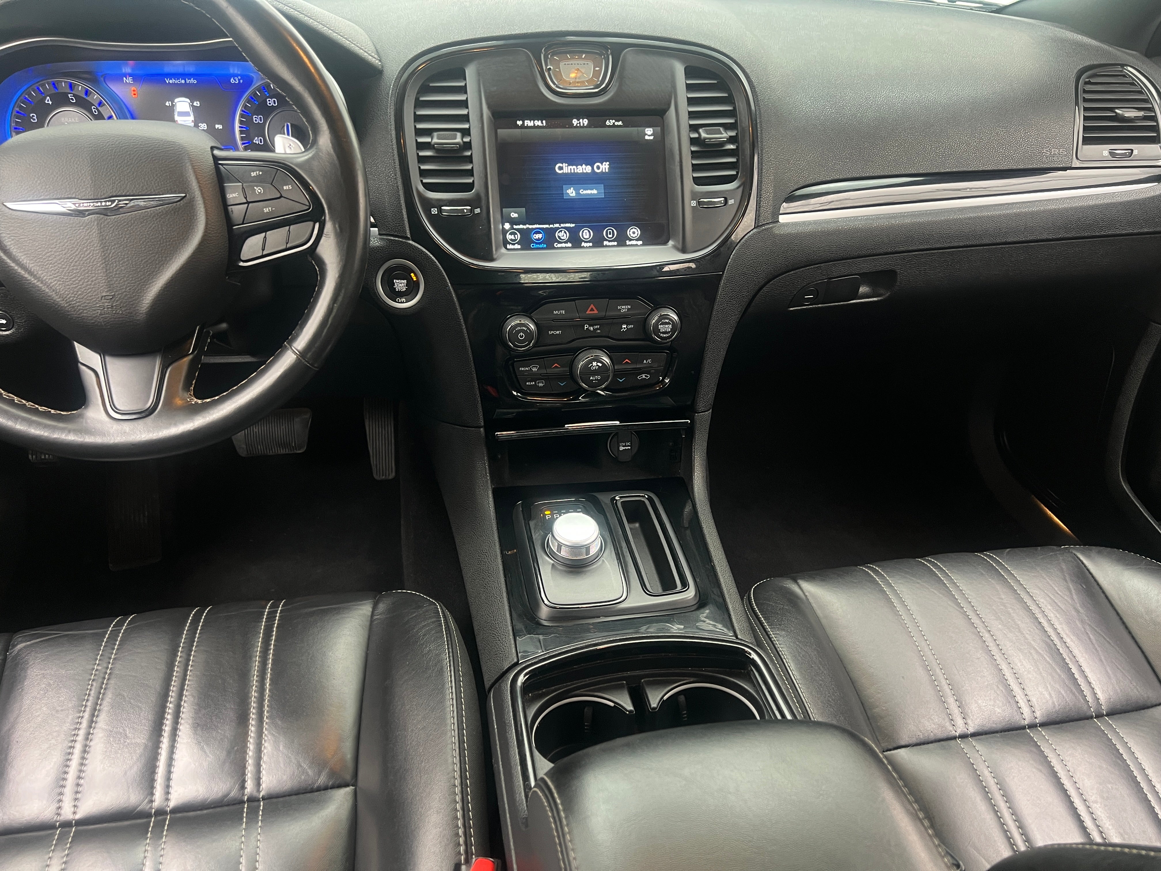 2021 Chrysler 300 S 3