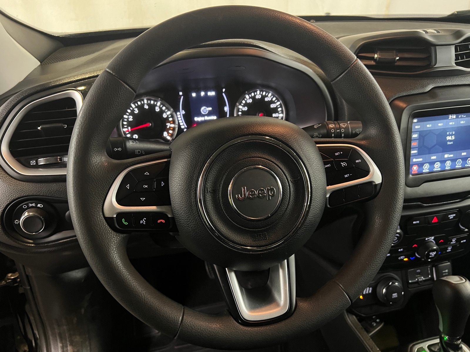 Thumbnail: 2020 Jeep Renegade - 5
