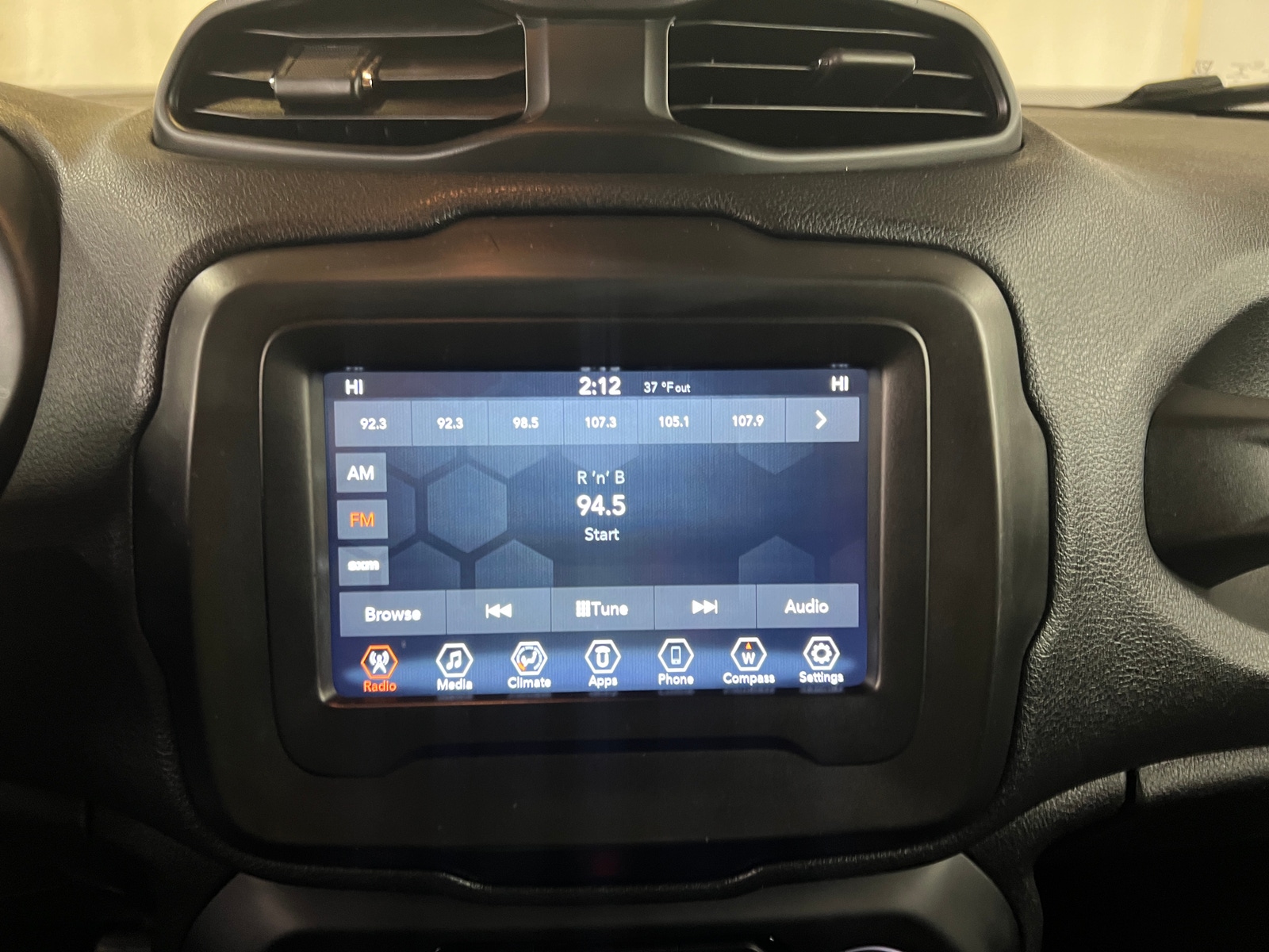 Thumbnail: 2020 Jeep Renegade - 4