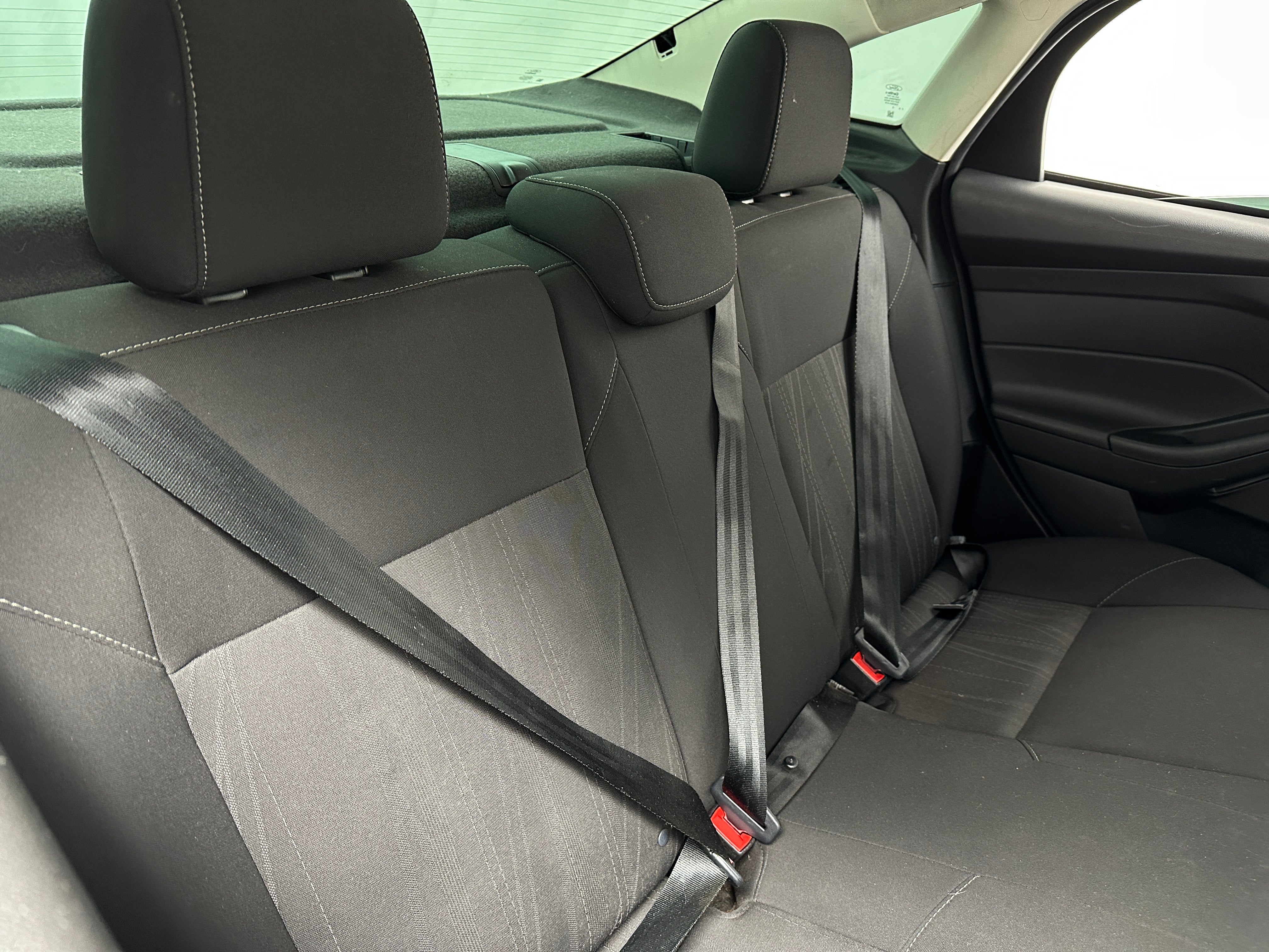 2018 Ford Focus SE 6