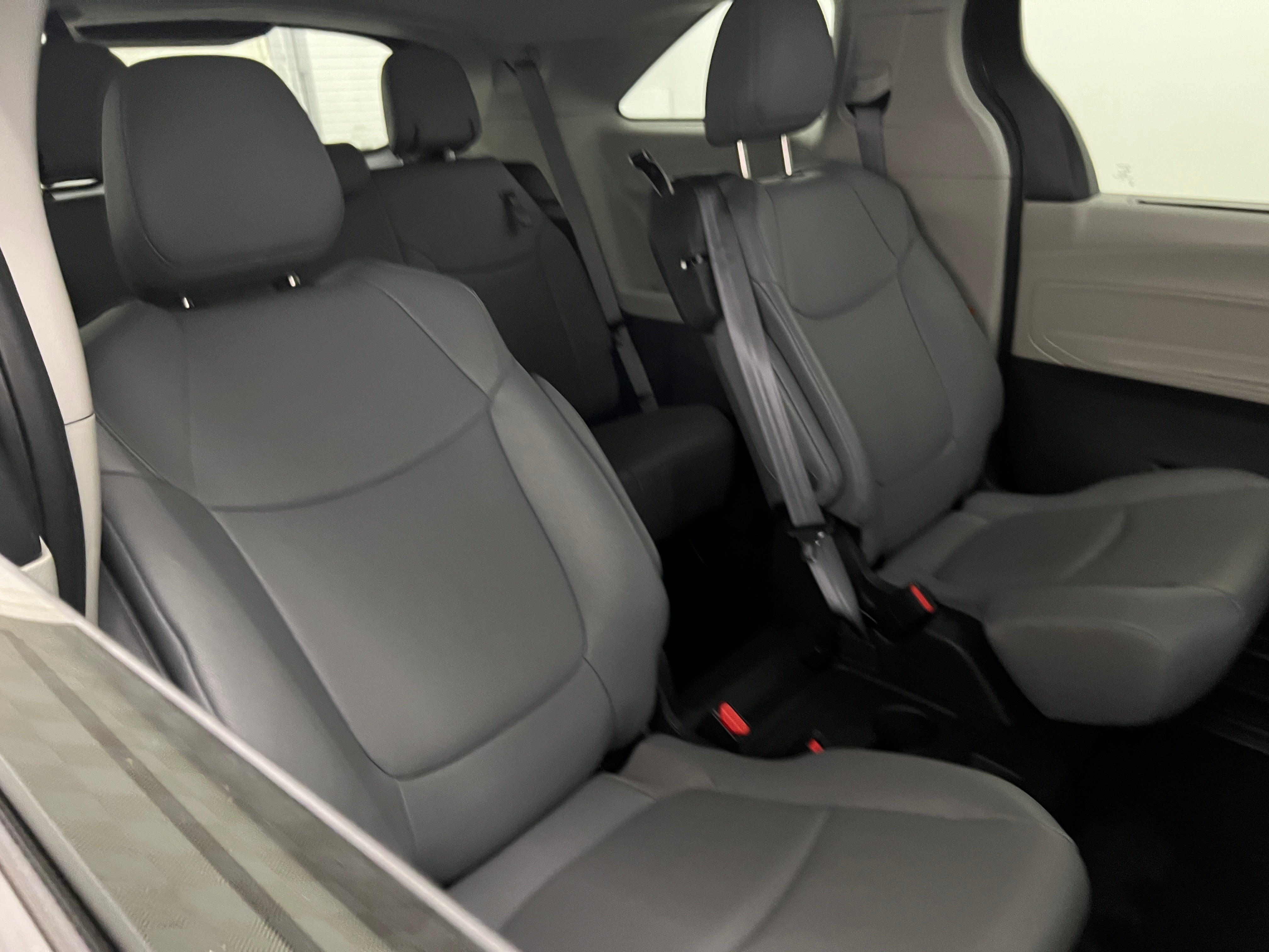 2024 Toyota Sienna XLE 5