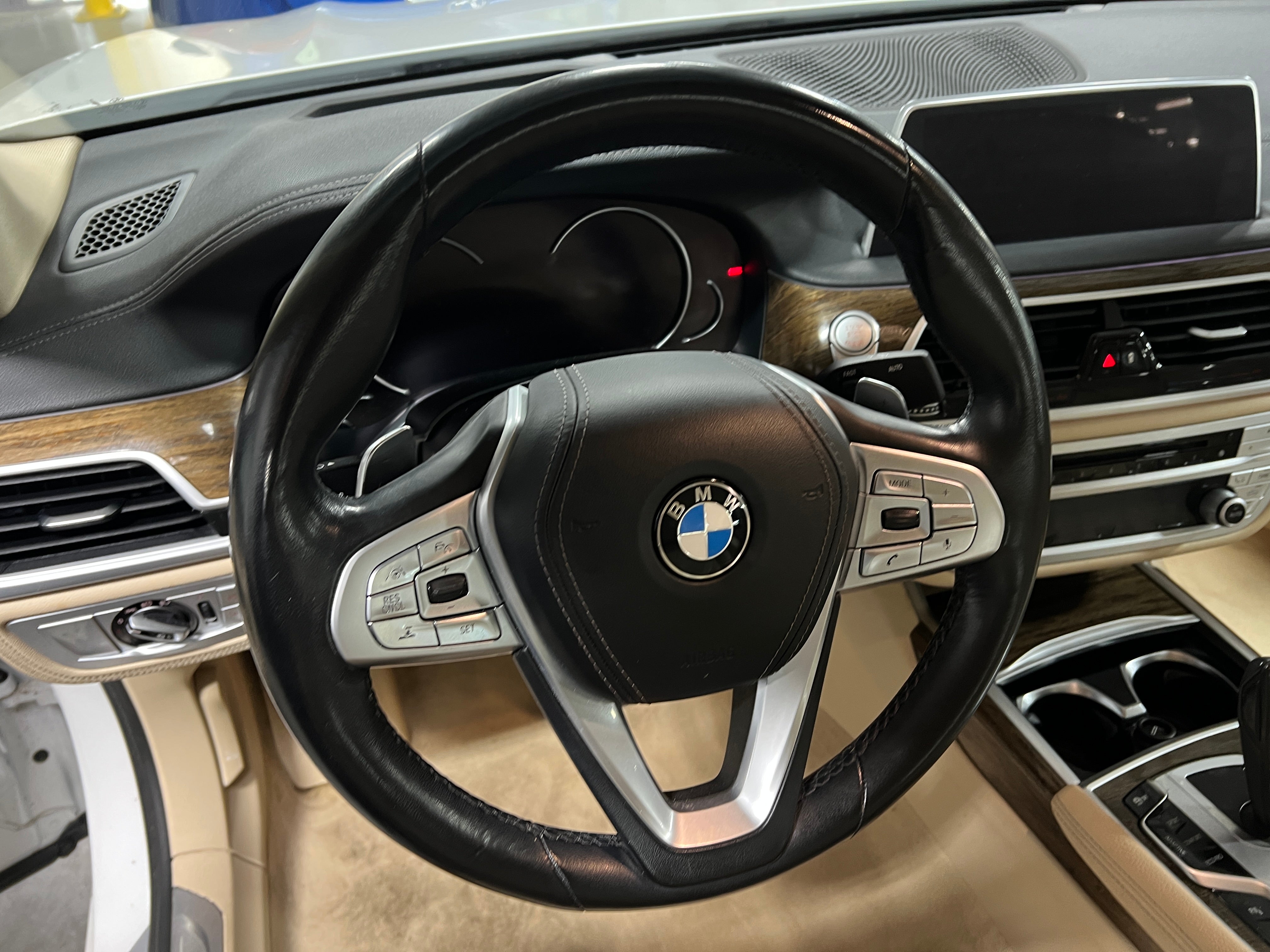 2019 BMW 7 Series 740i xDrive 5