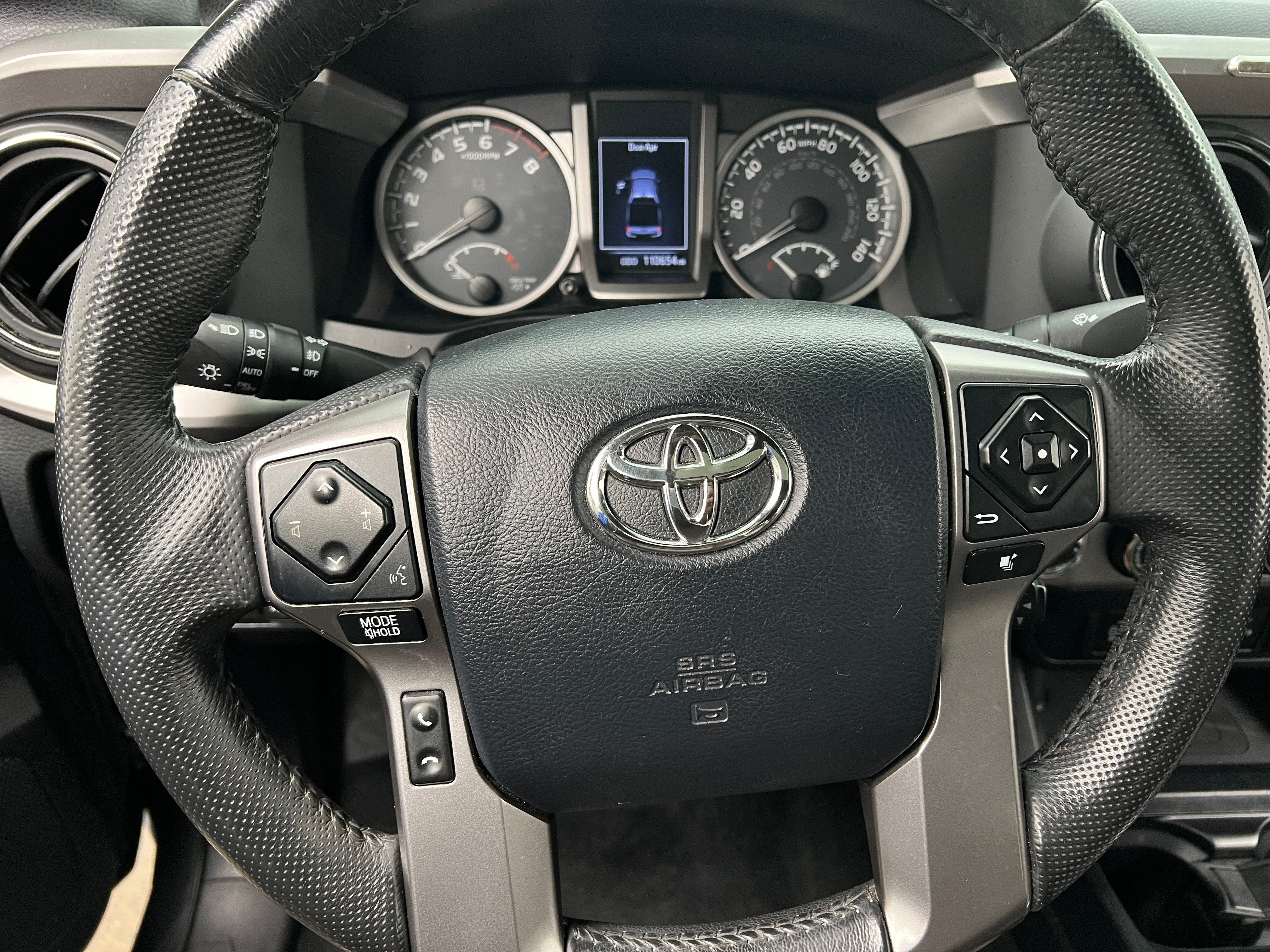 2017 Toyota Tacoma Limited 4