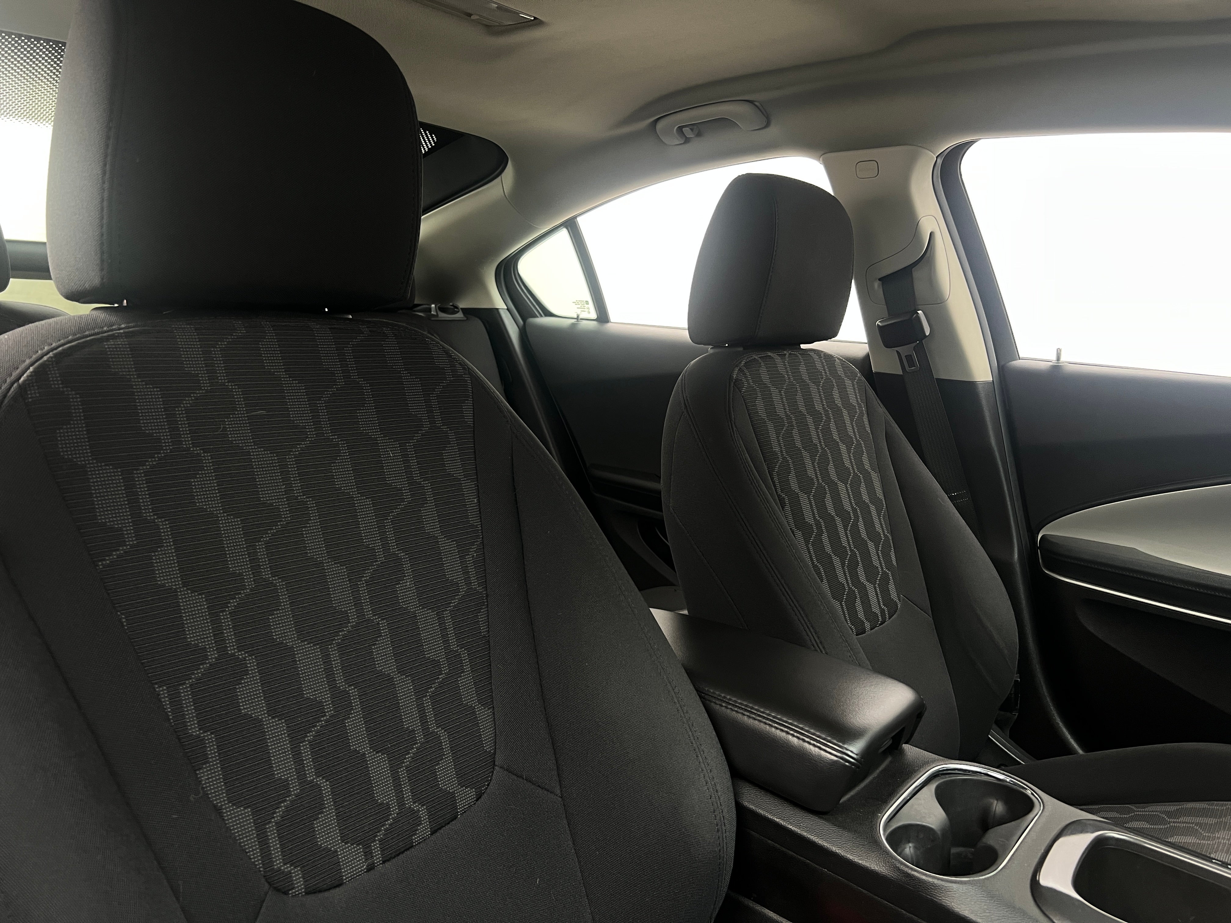 2014 Chevrolet Volt Base 2