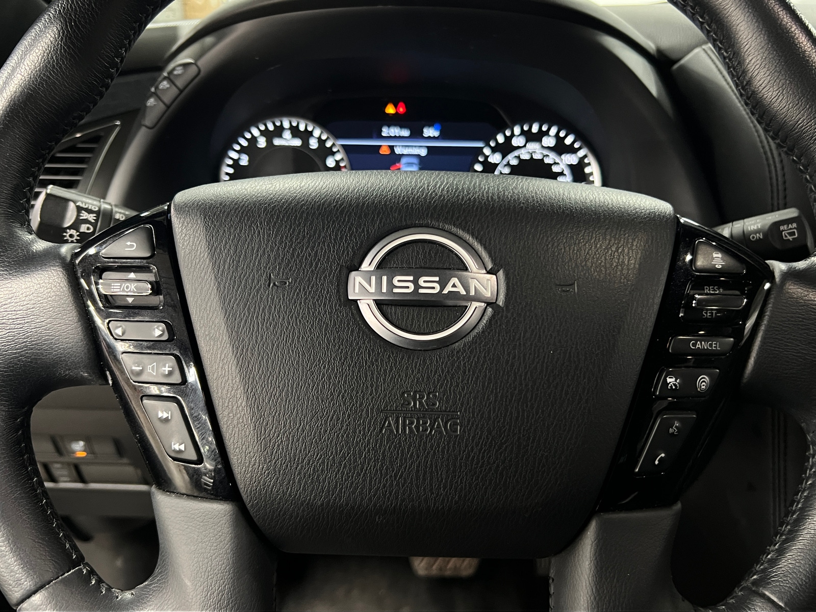 Thumbnail: 2021 Nissan Armada - 4