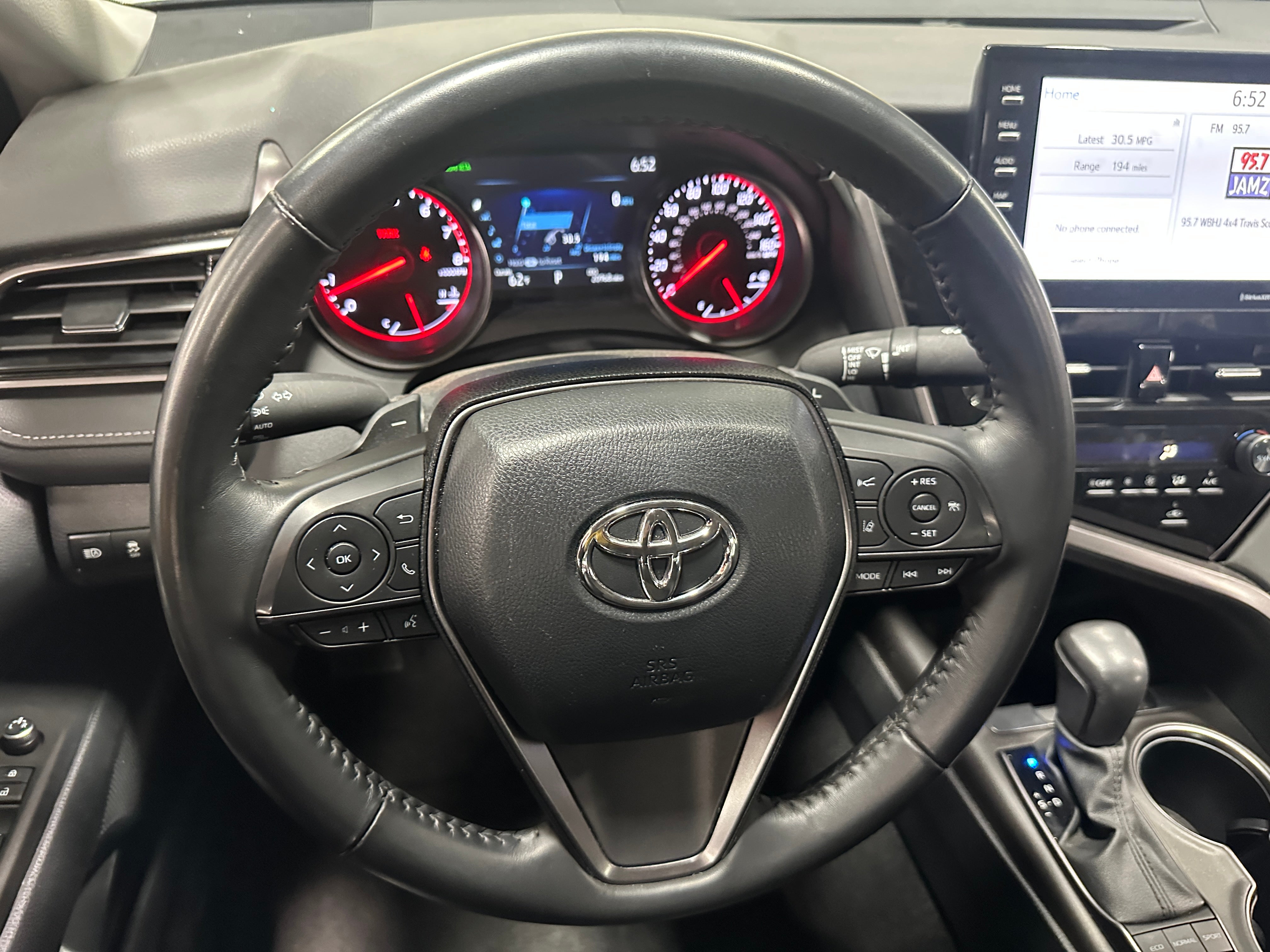 2024 Toyota Camry XSE 4