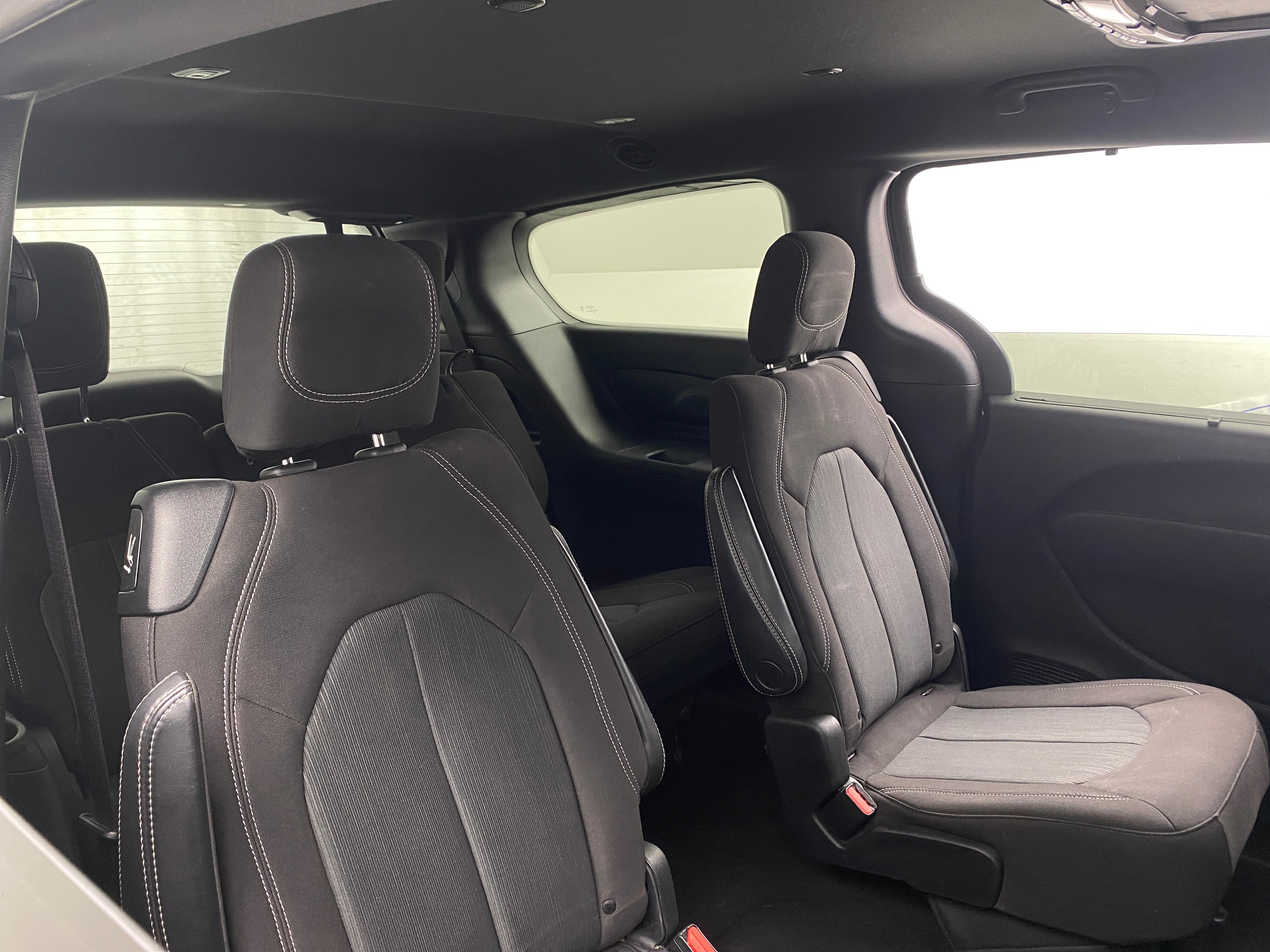 2020 Chrysler Pacifica Touring 6
