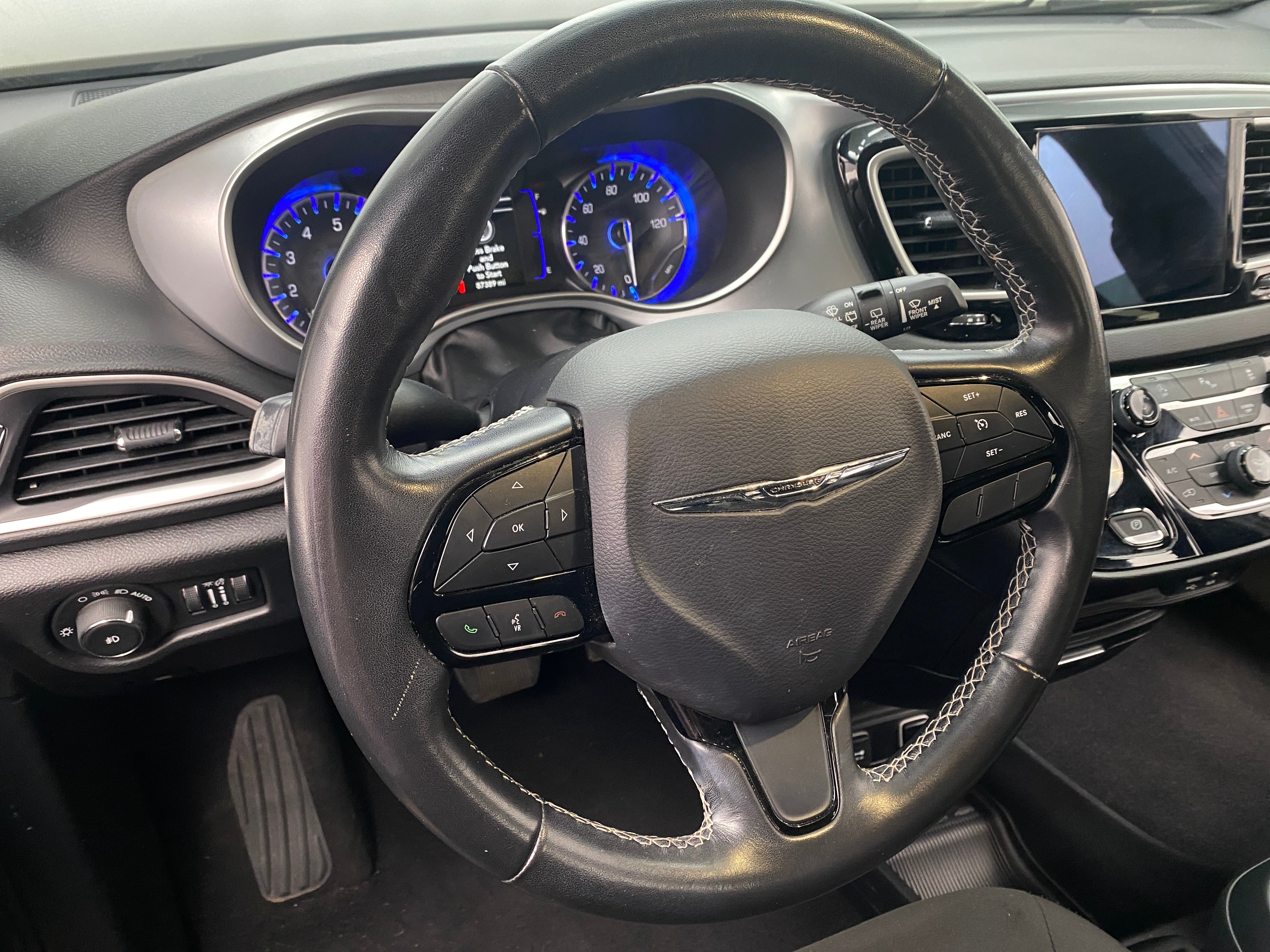 2020 Chrysler Pacifica Touring 5