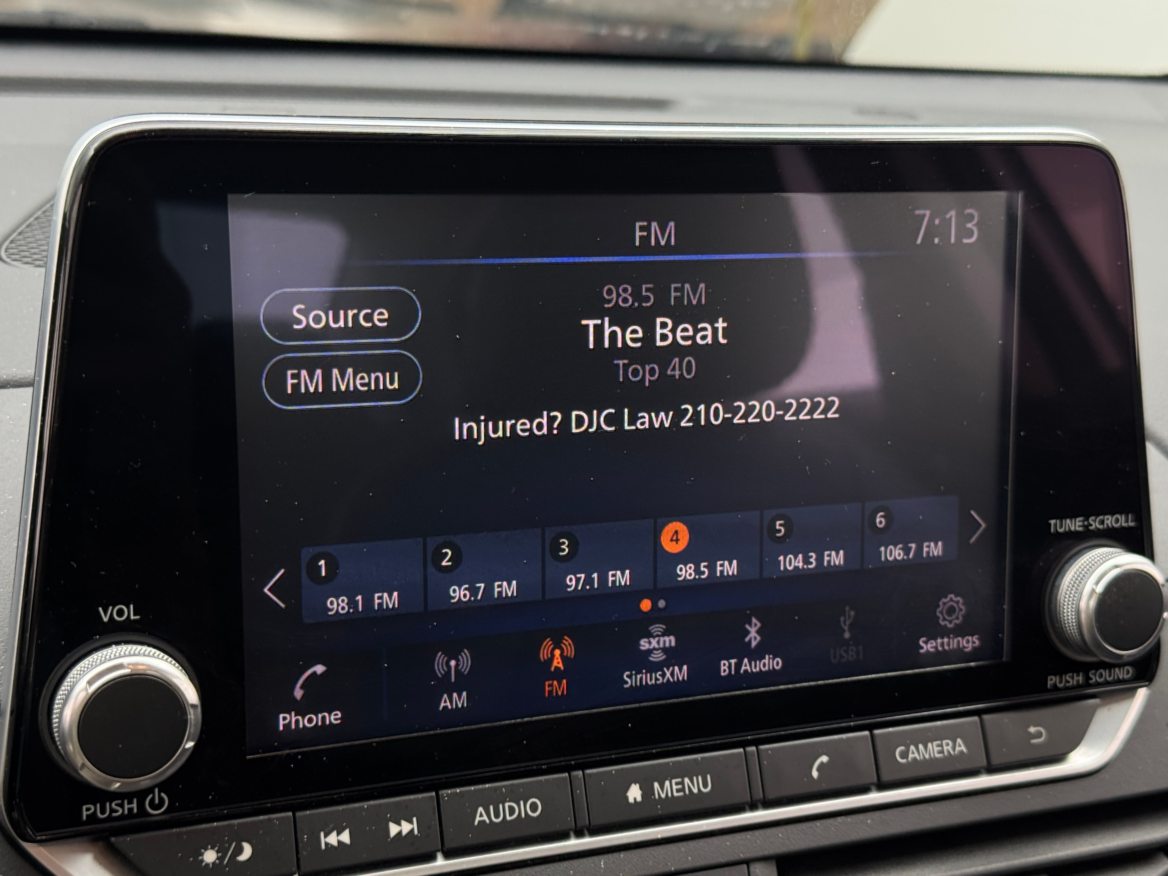 2023 Nissan Altima SR 4