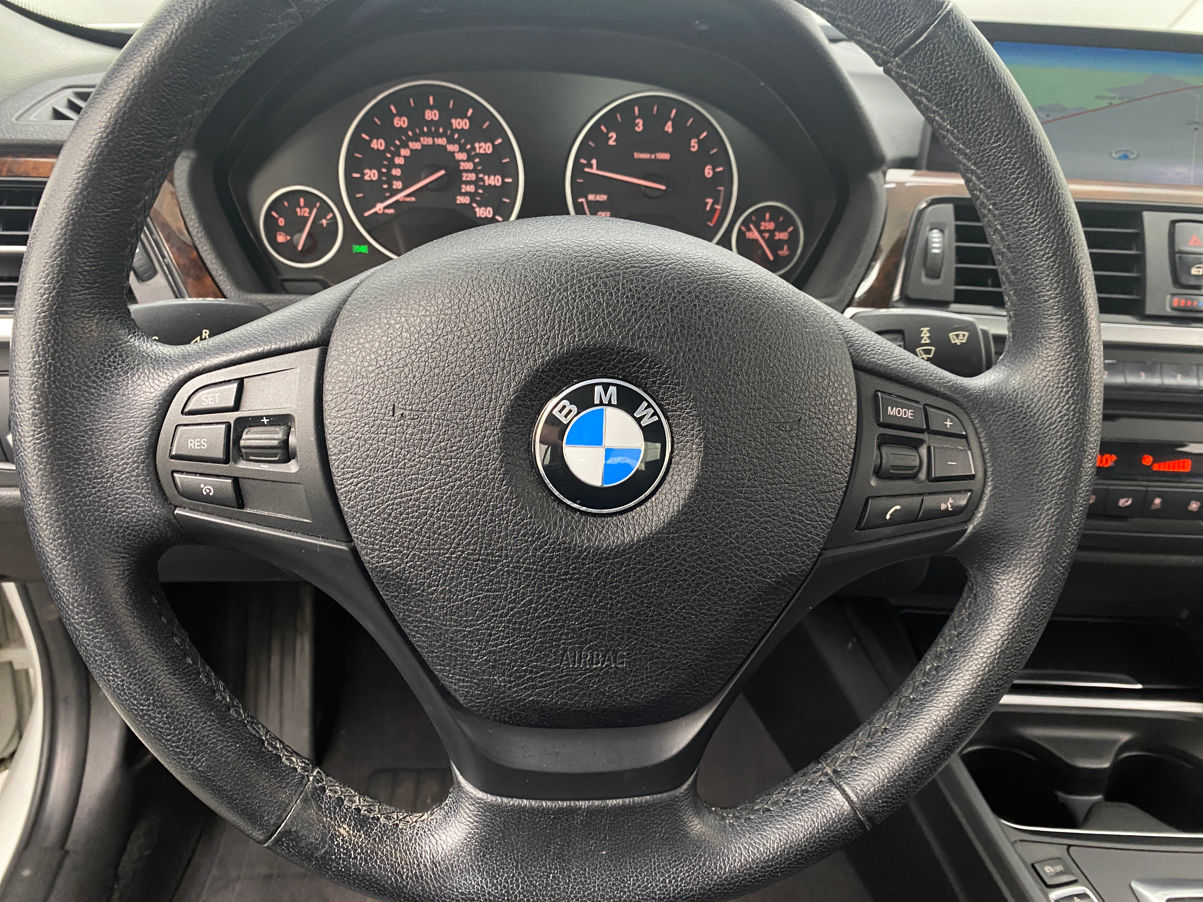 2015 BMW 3 Series 320i xDrive 5