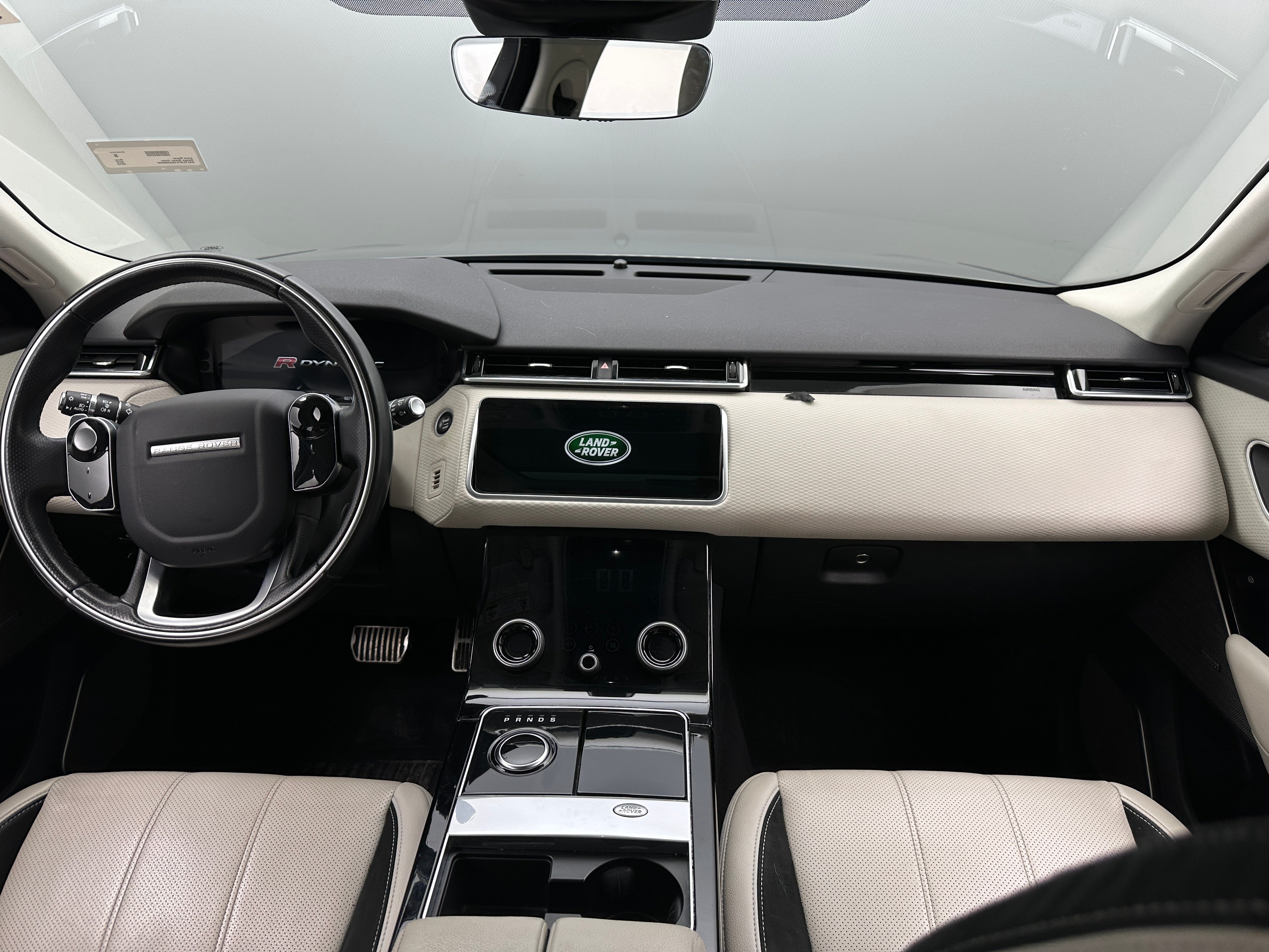 2019 Land Rover Range Rover Velar R-Dynamic SE 2