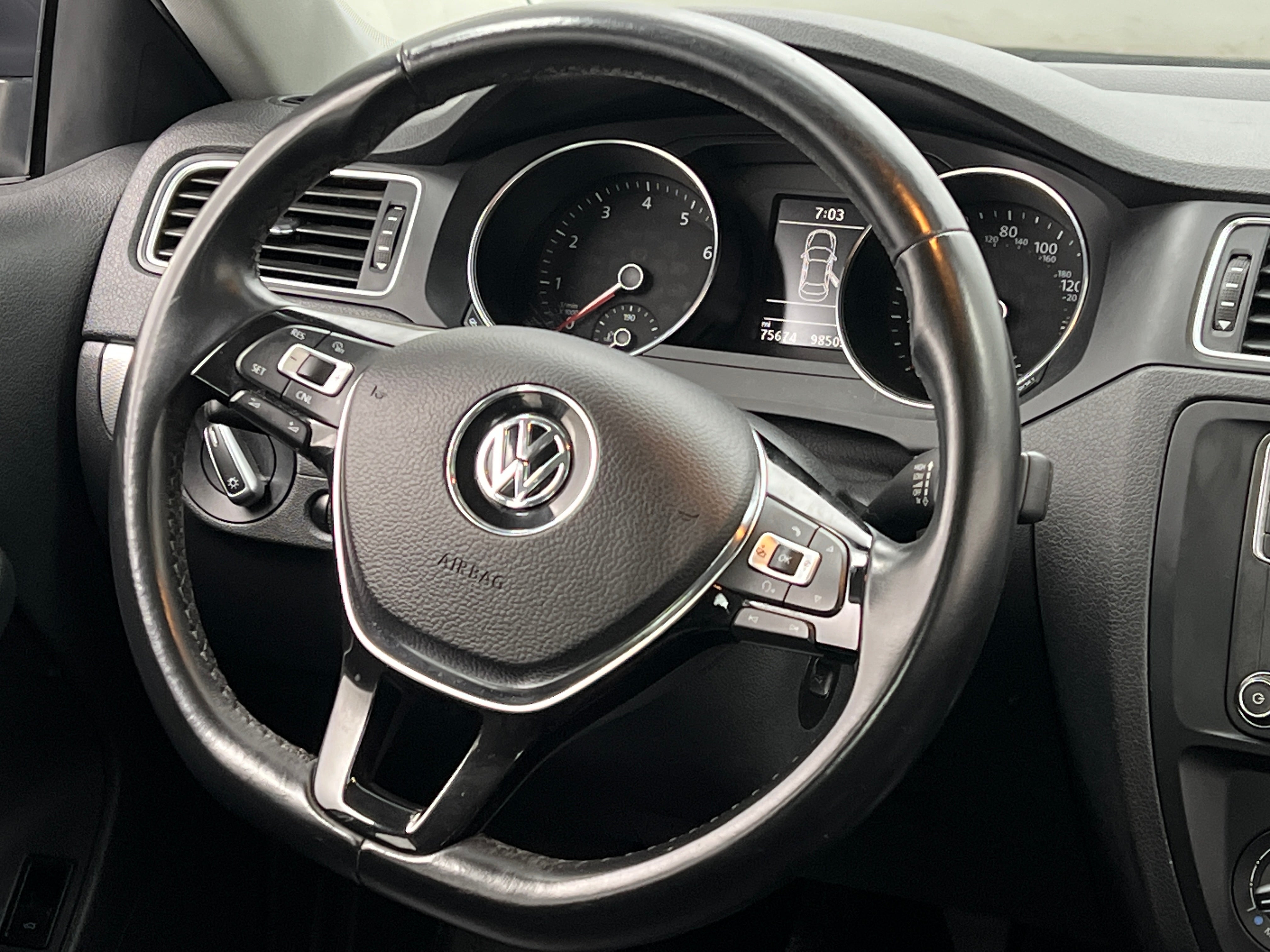 2017 Volkswagen Jetta SE 5