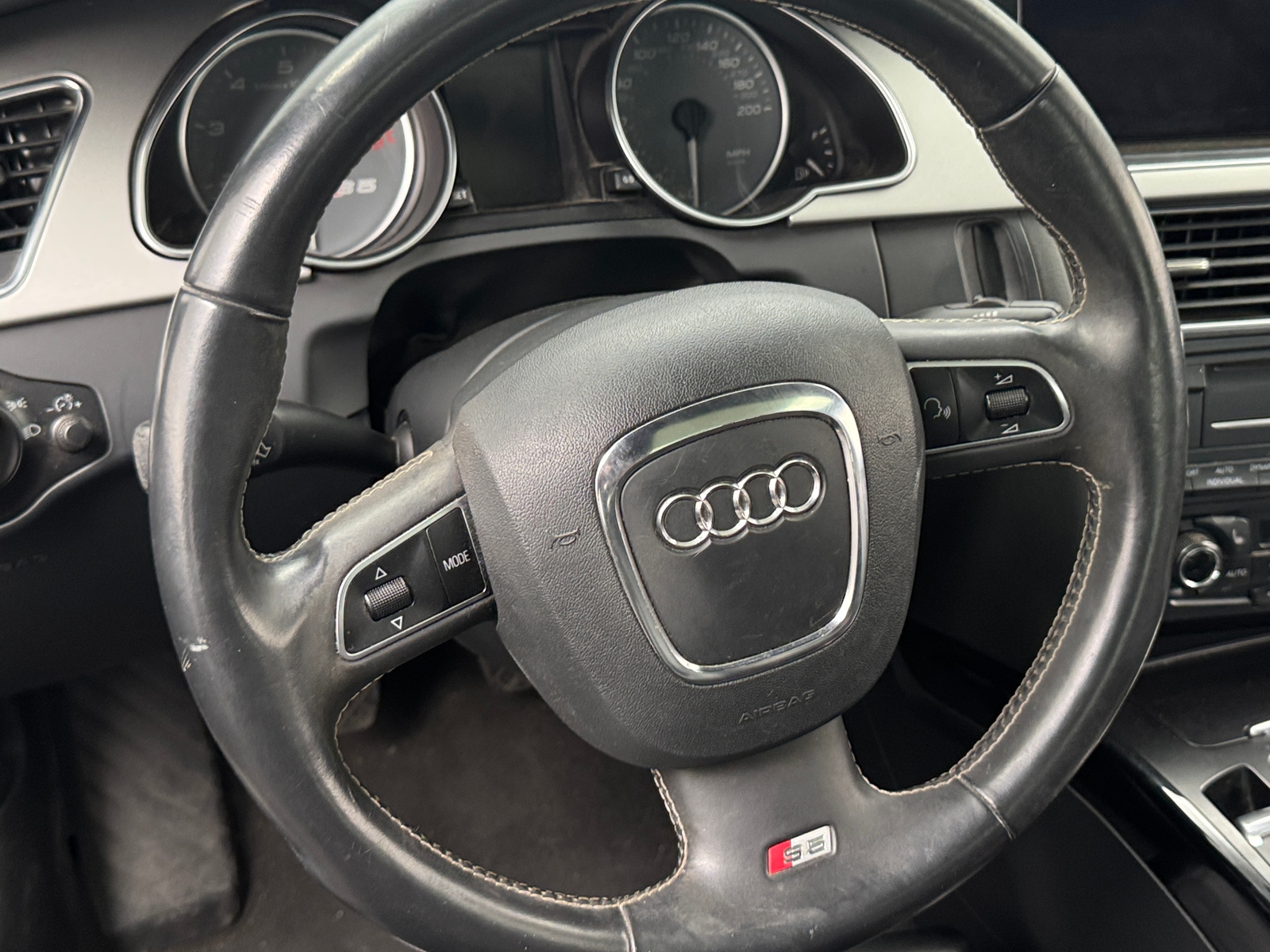 Thumbnail: 2010 Audi S5 - 3