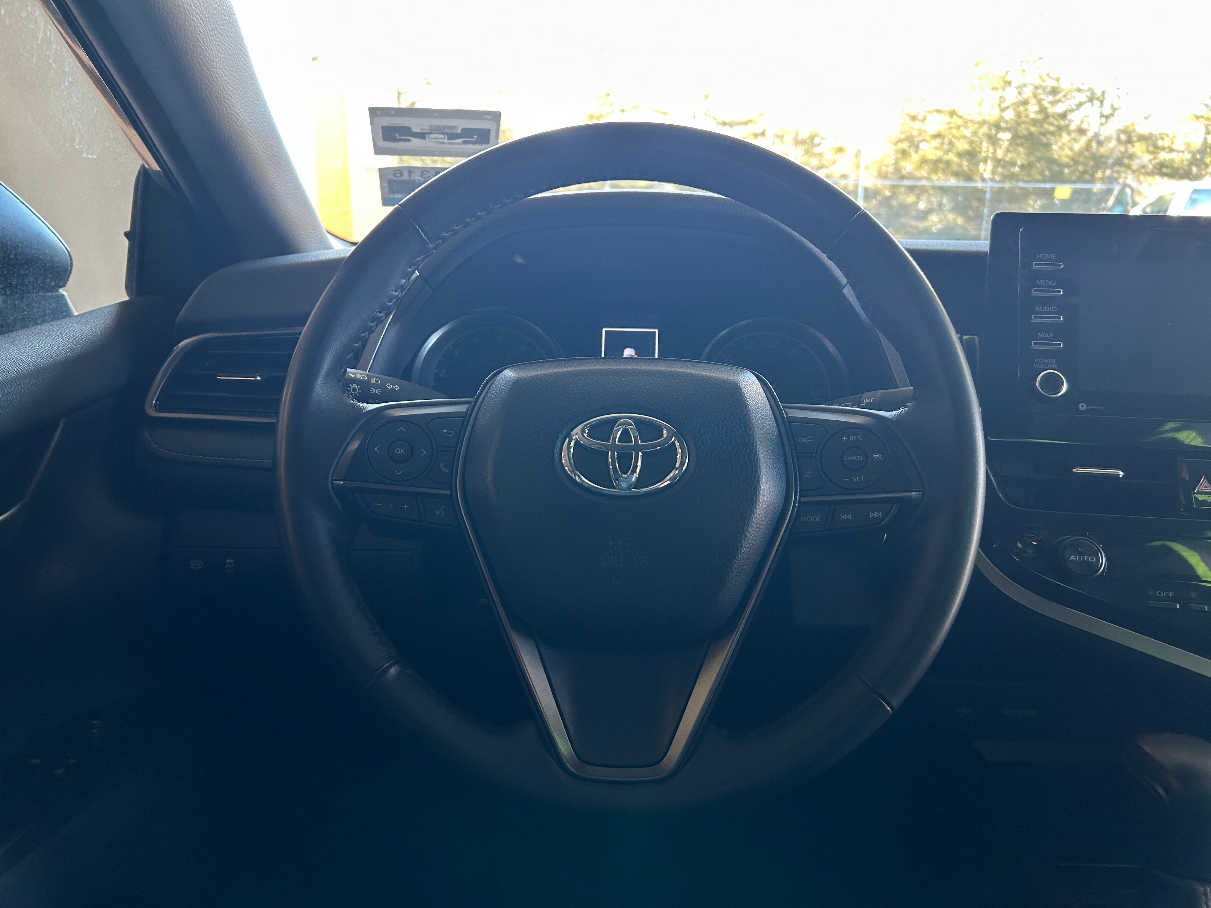 2024 Toyota Camry SE 4