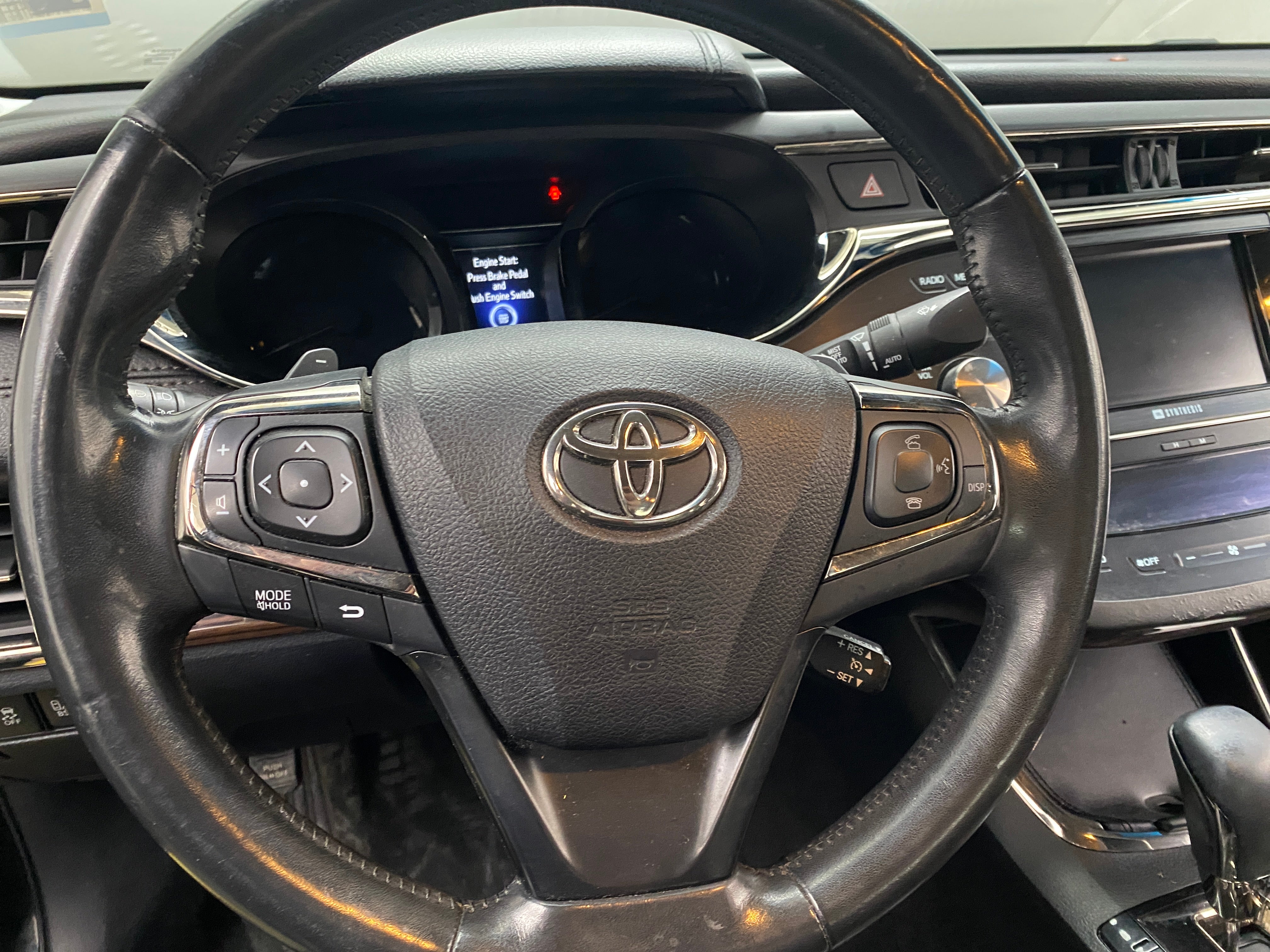 2014 Toyota Avalon Limited 4