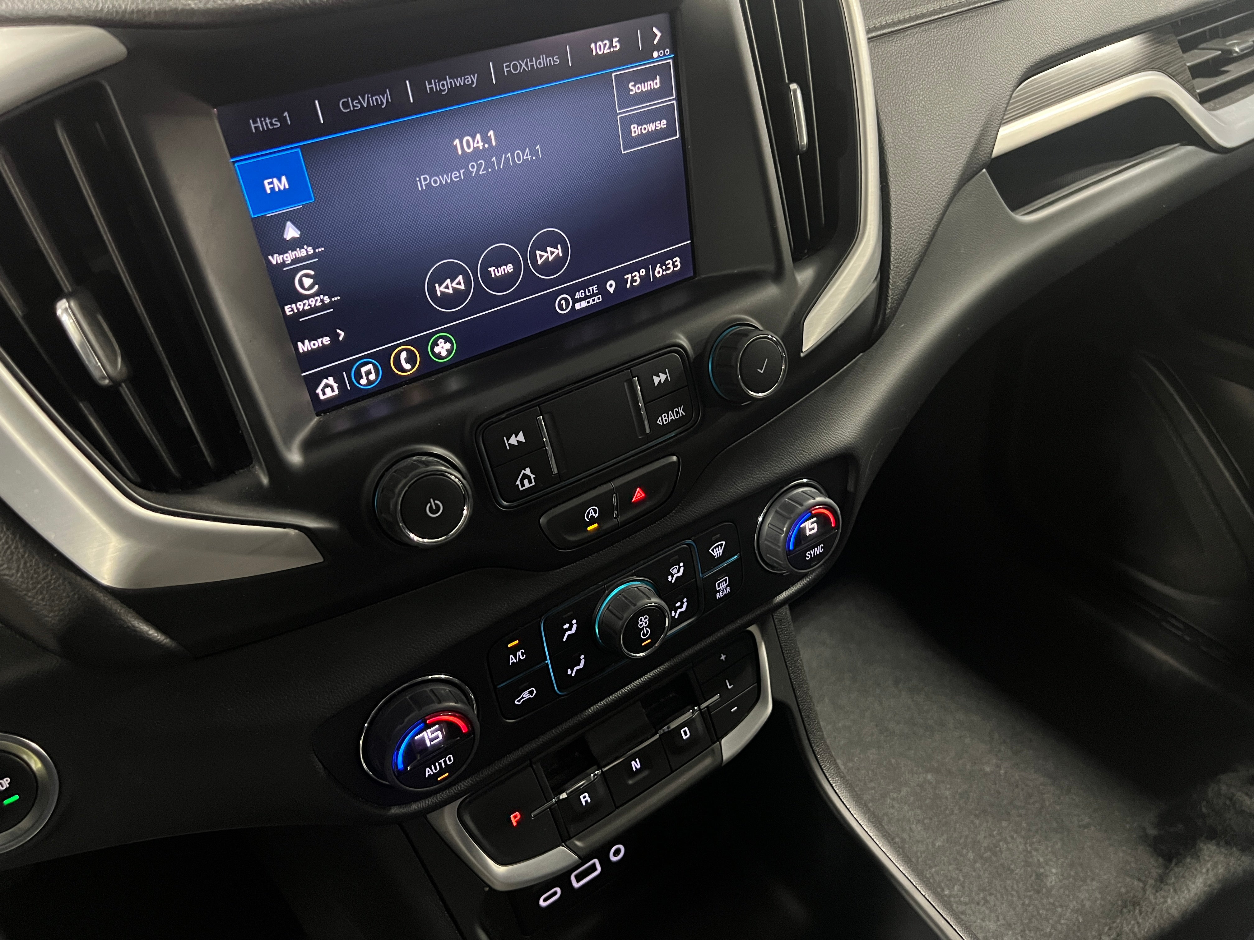 2023 GMC Terrain SLT 3