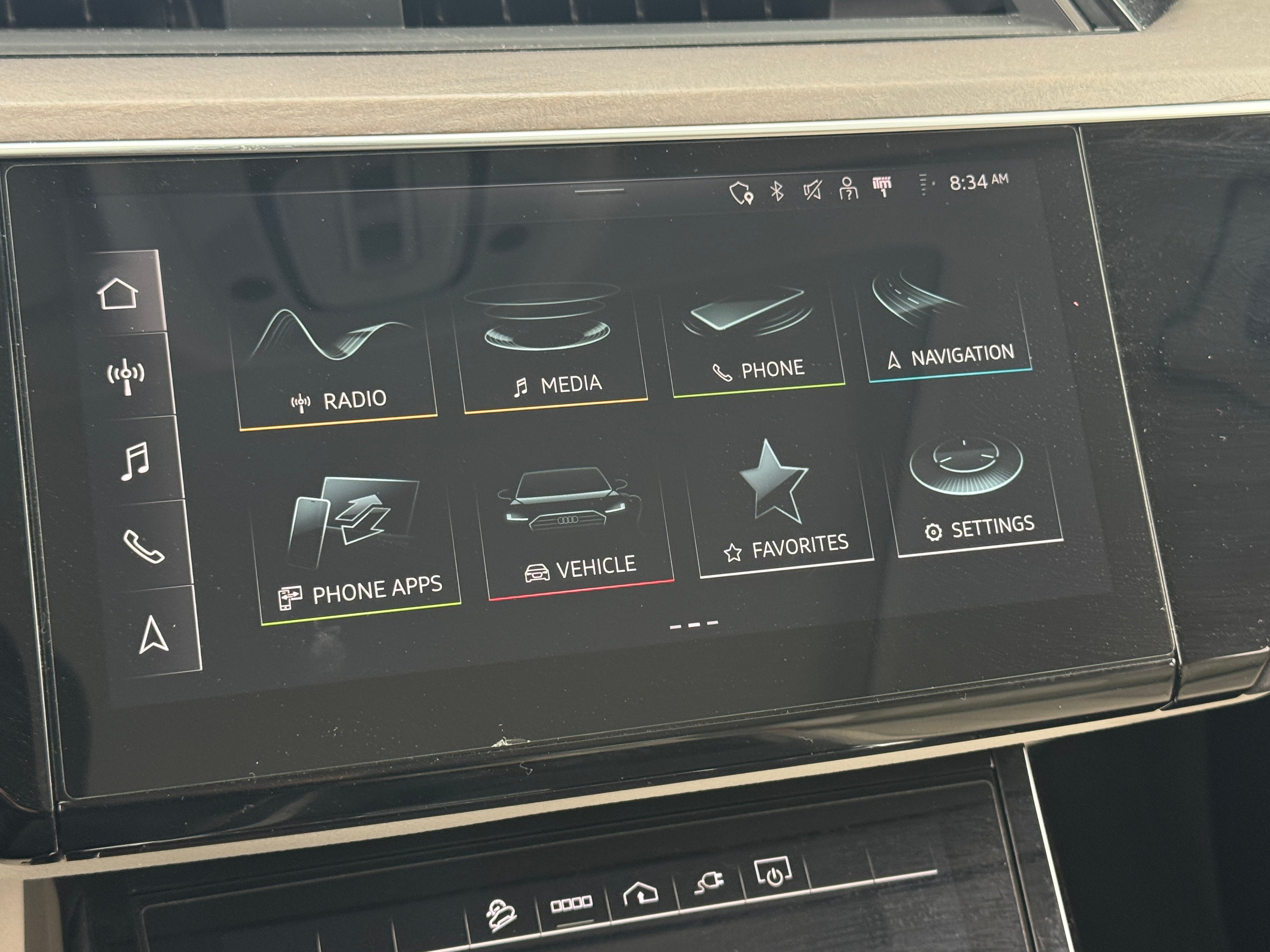 2024 Audi Q8 e-tron Premium Plus 3