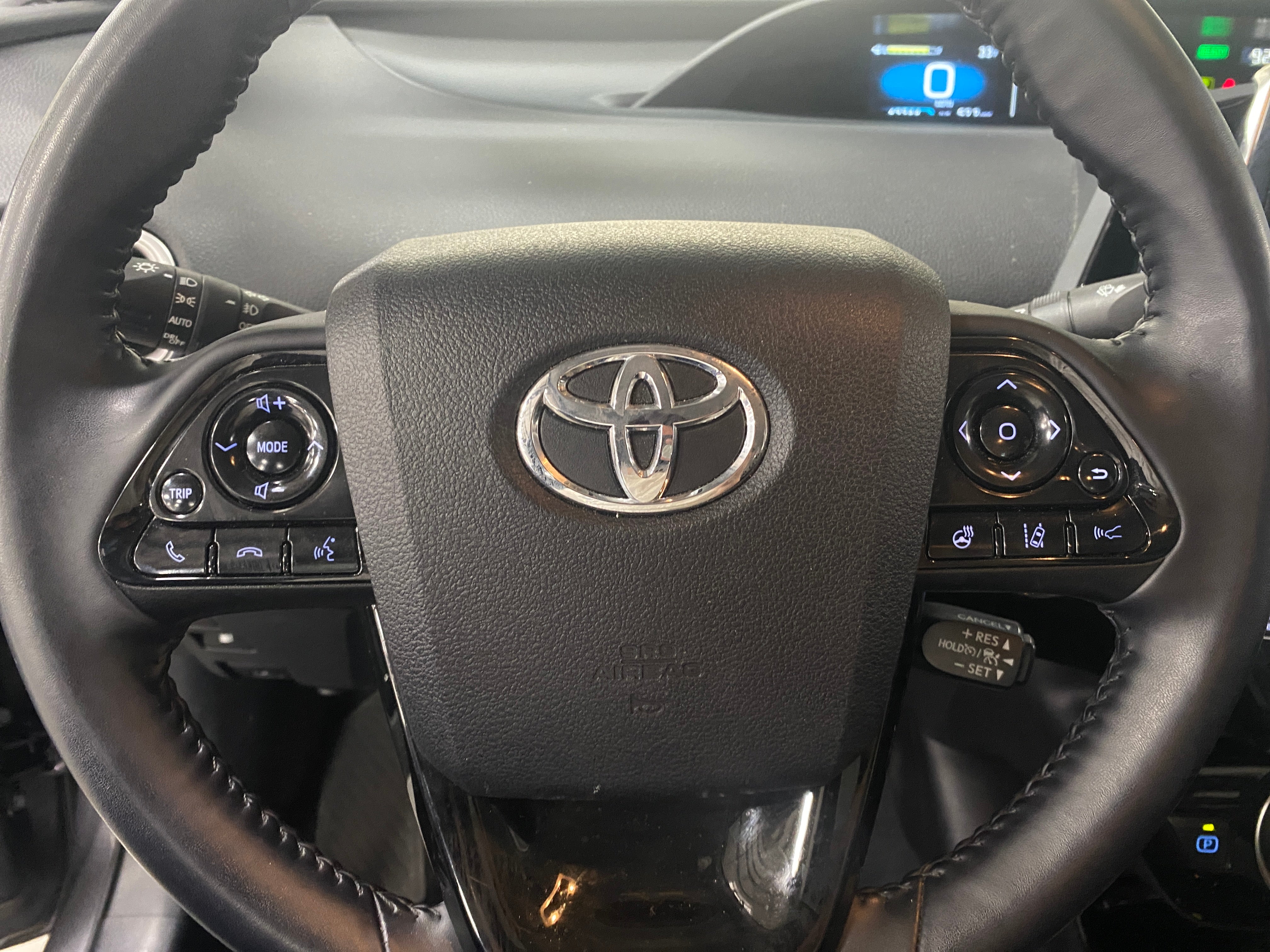 2022 Toyota Prius Prime Limited 4