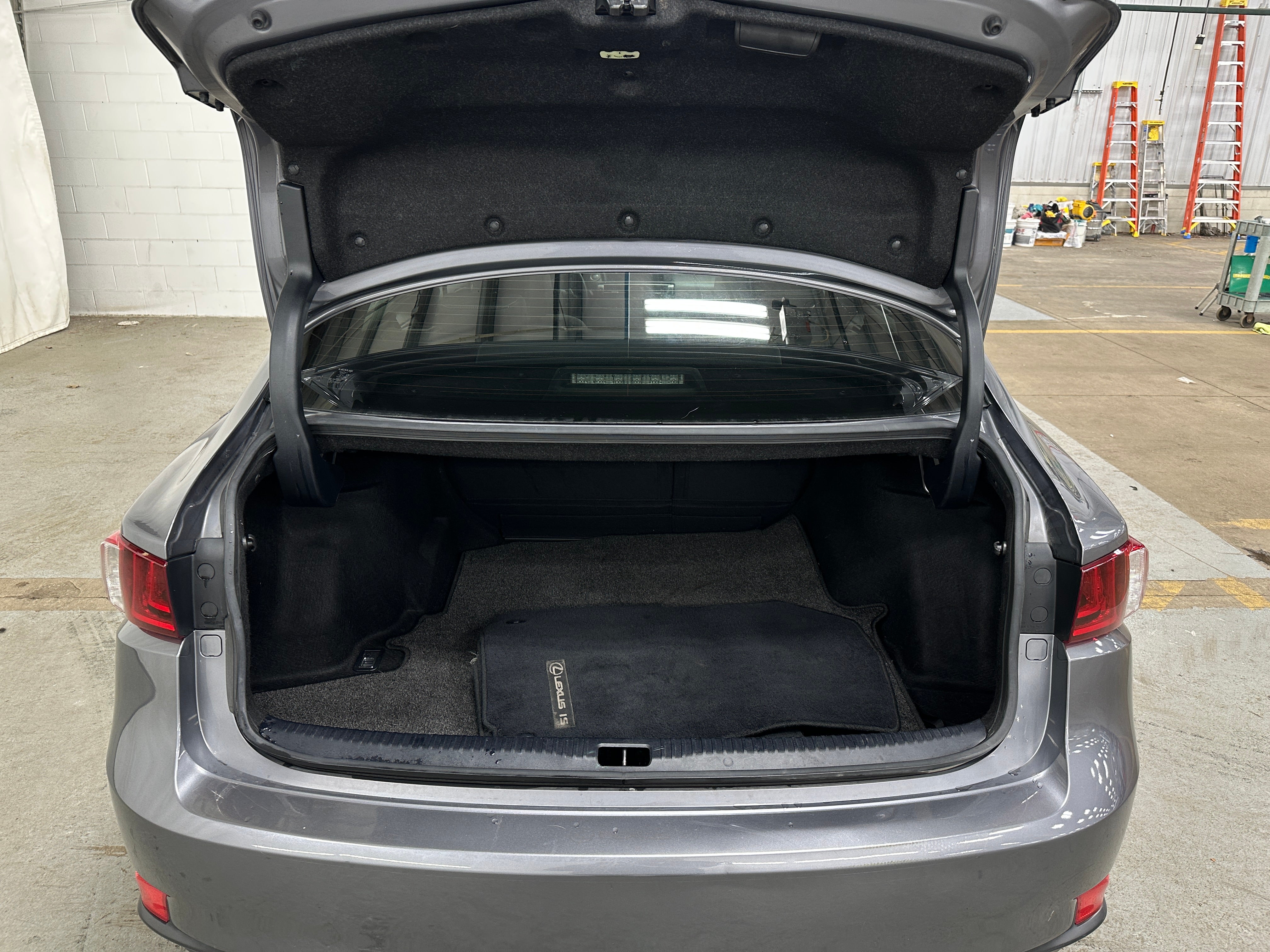 2014 Lexus IS 350 6