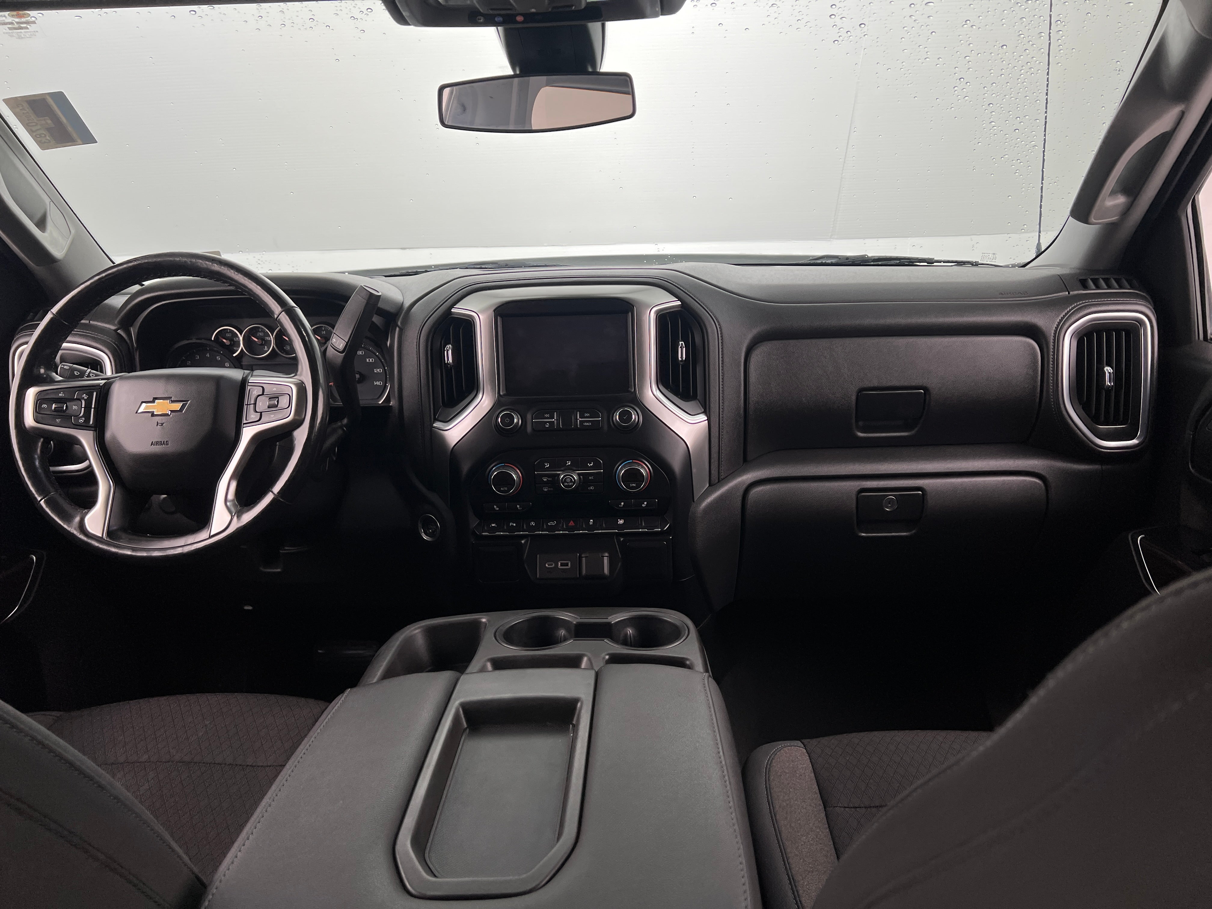 2019 Chevrolet Silverado 1500 LT 3