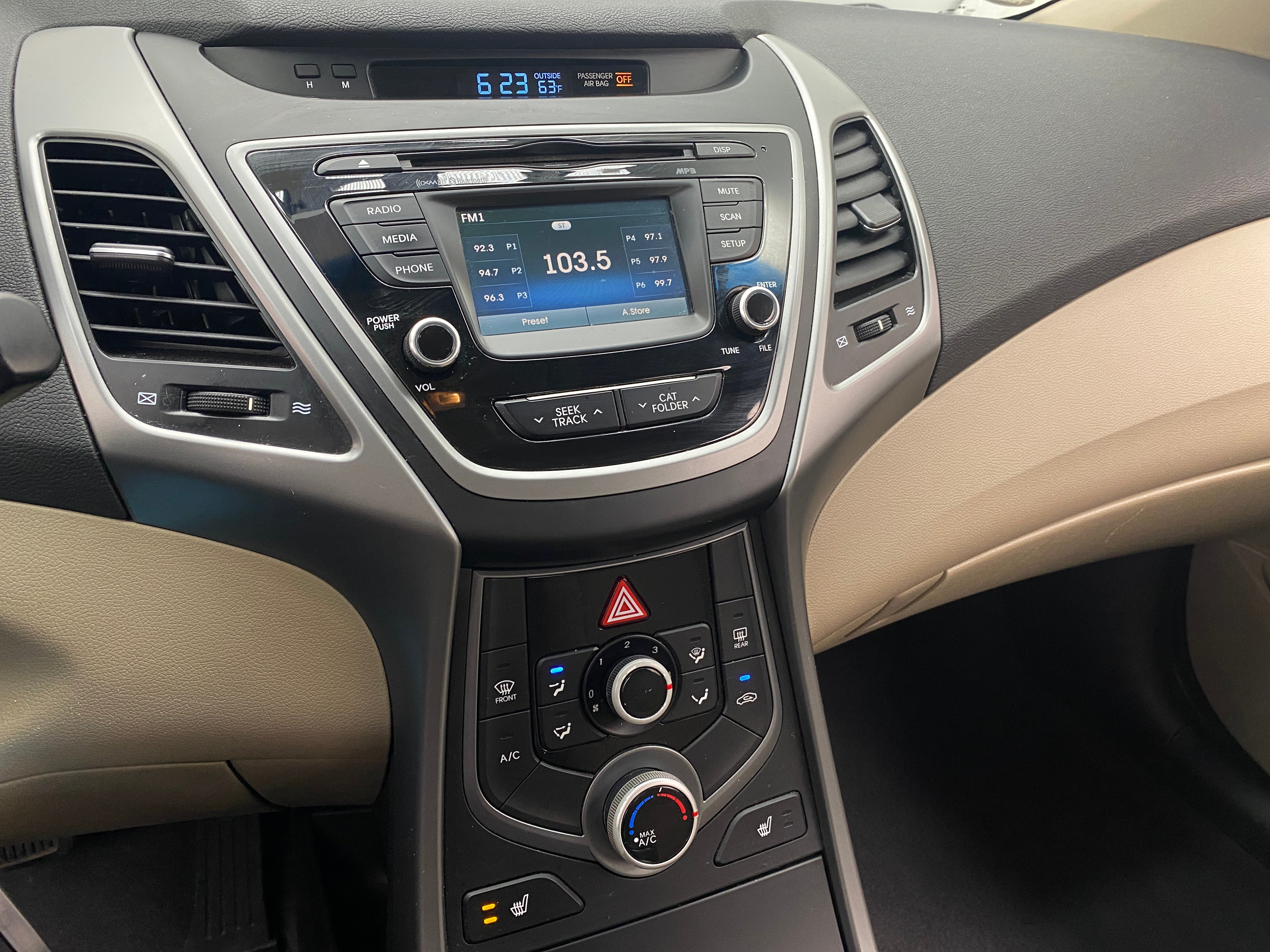 2014 Hyundai Elantra SE 4