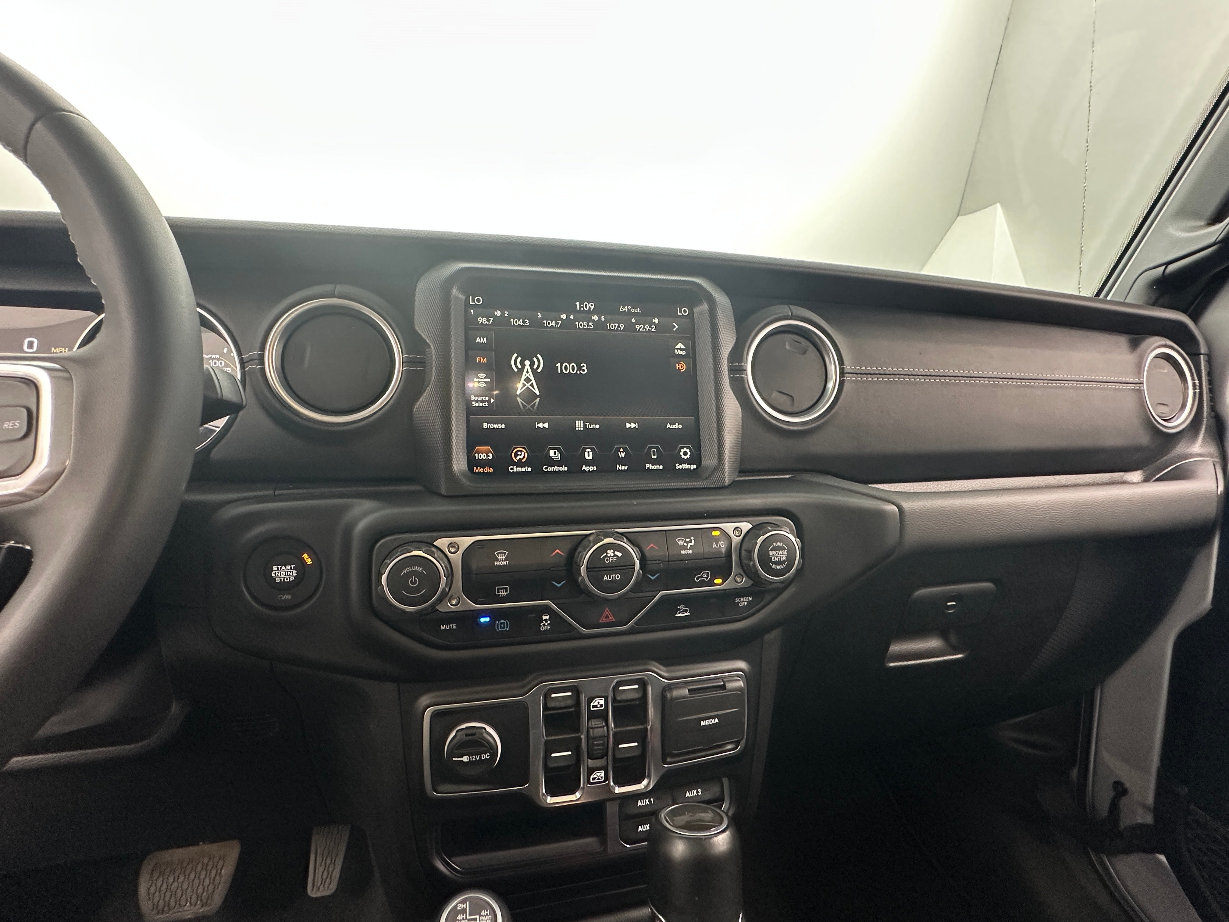 2023 Jeep Wrangler Sahara 4xe 3