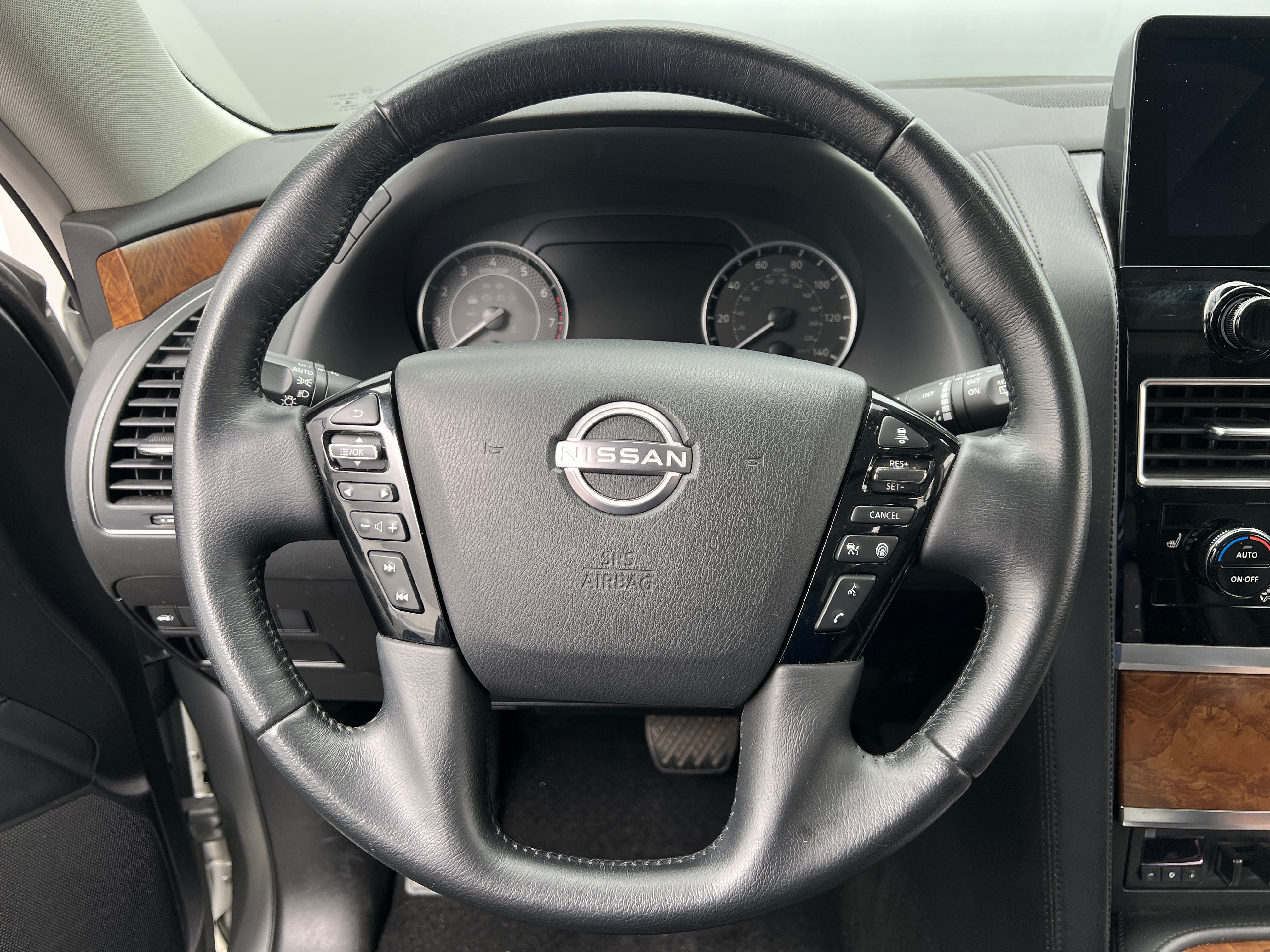 2023 Nissan Armada SL 4