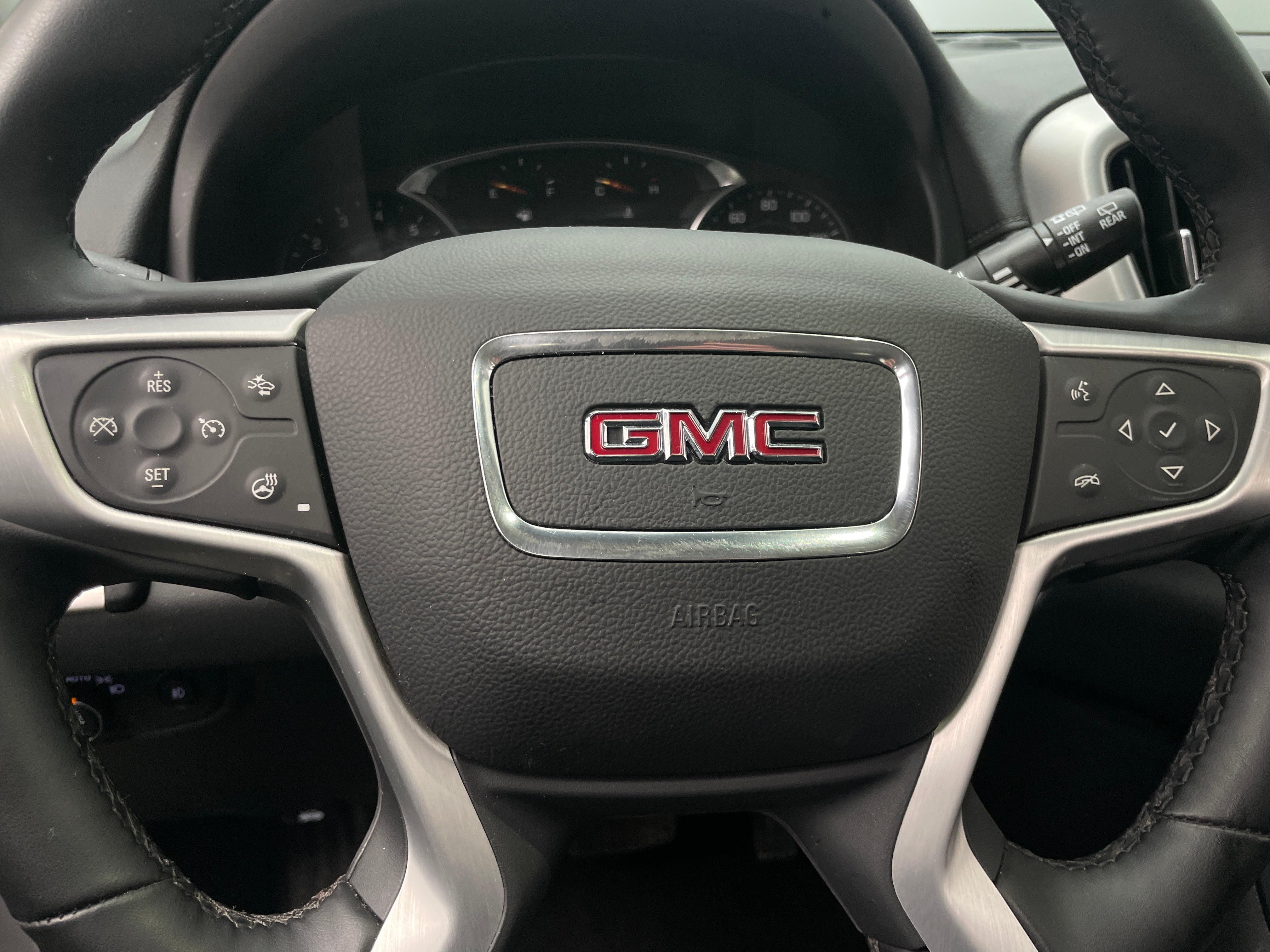 2024 GMC Terrain SLT 4