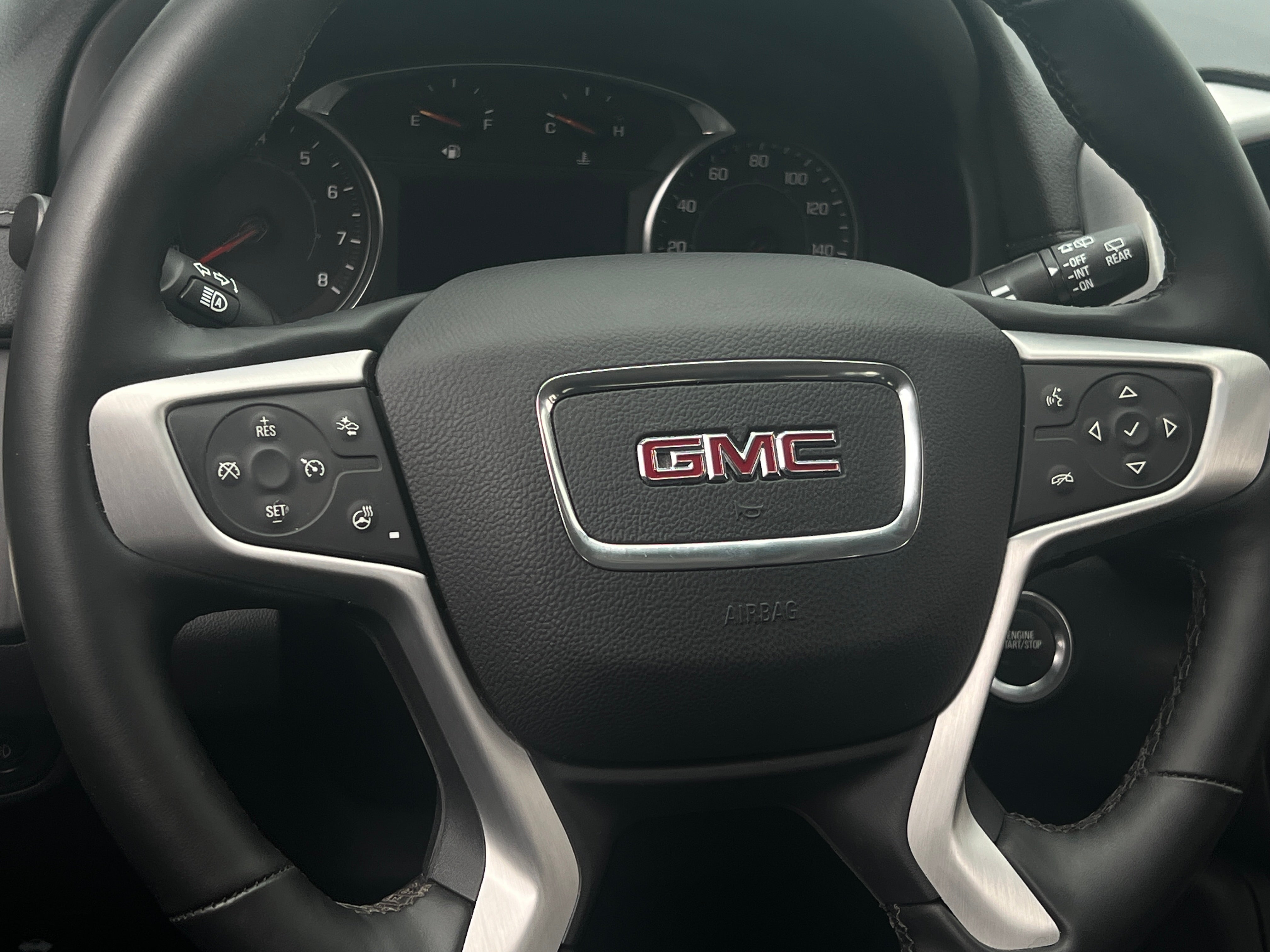 2024 GMC Terrain SLT 4