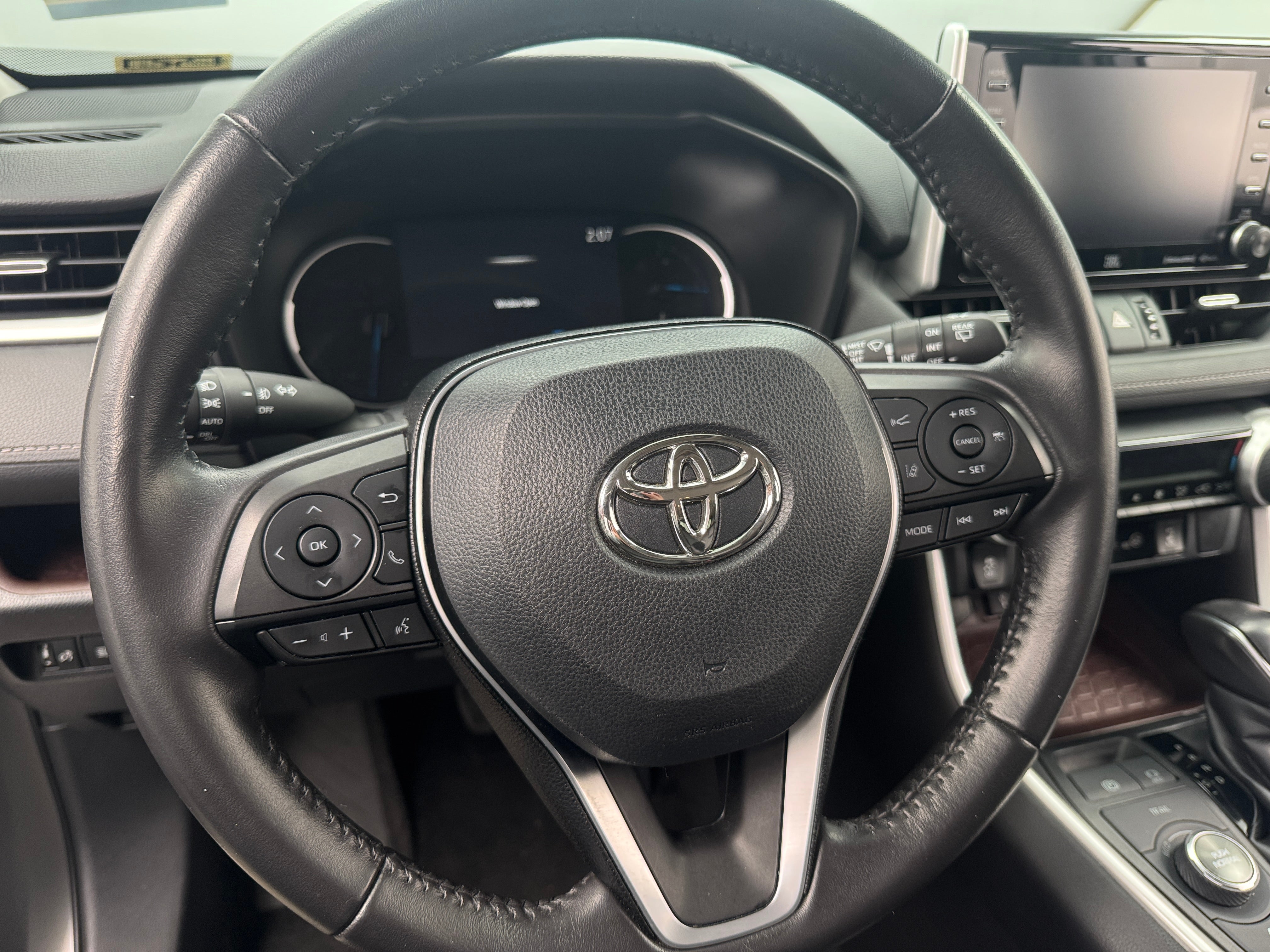 2020 Toyota RAV4 Limited 5