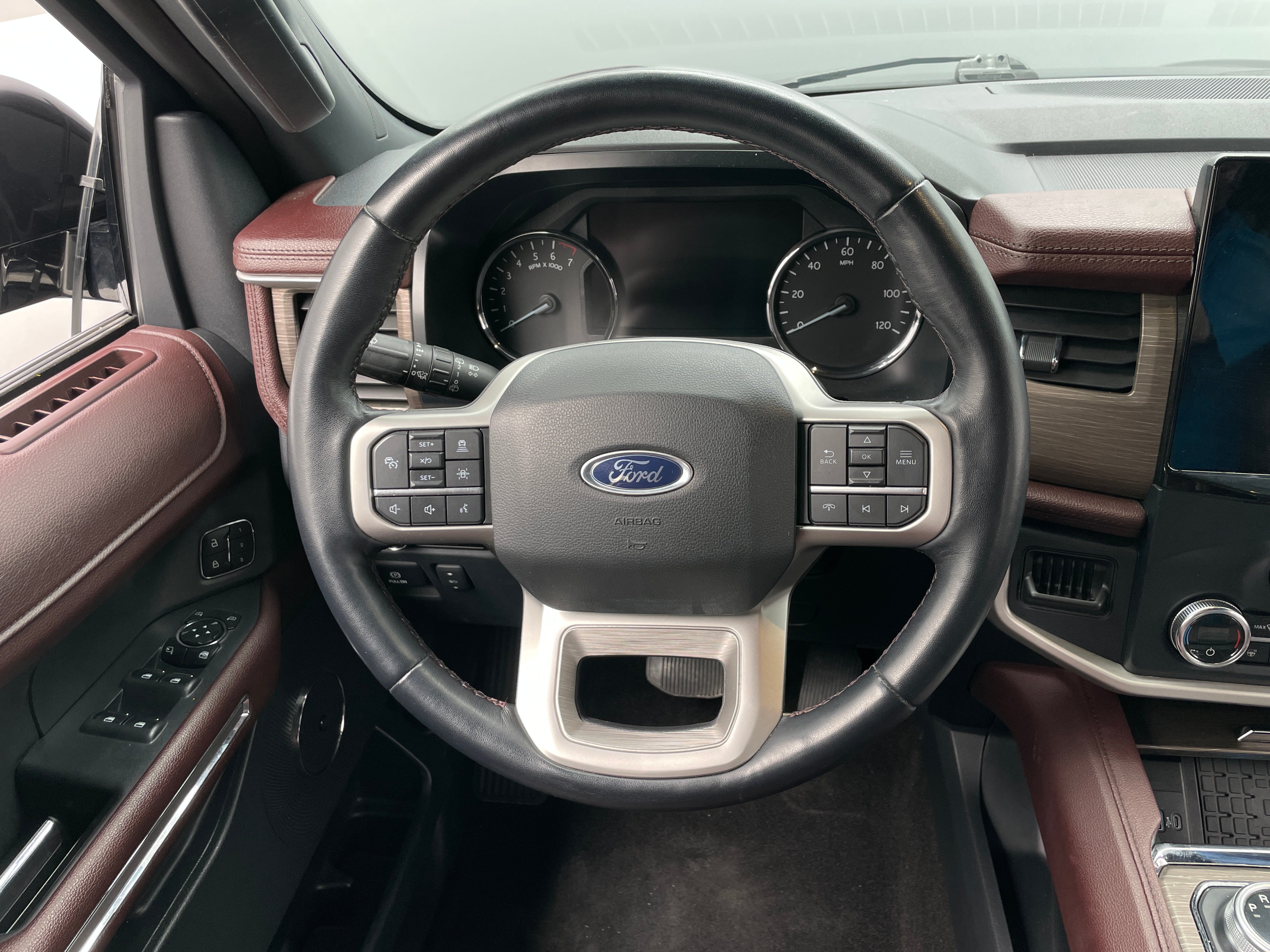 2023 Ford Expedition Limited 4