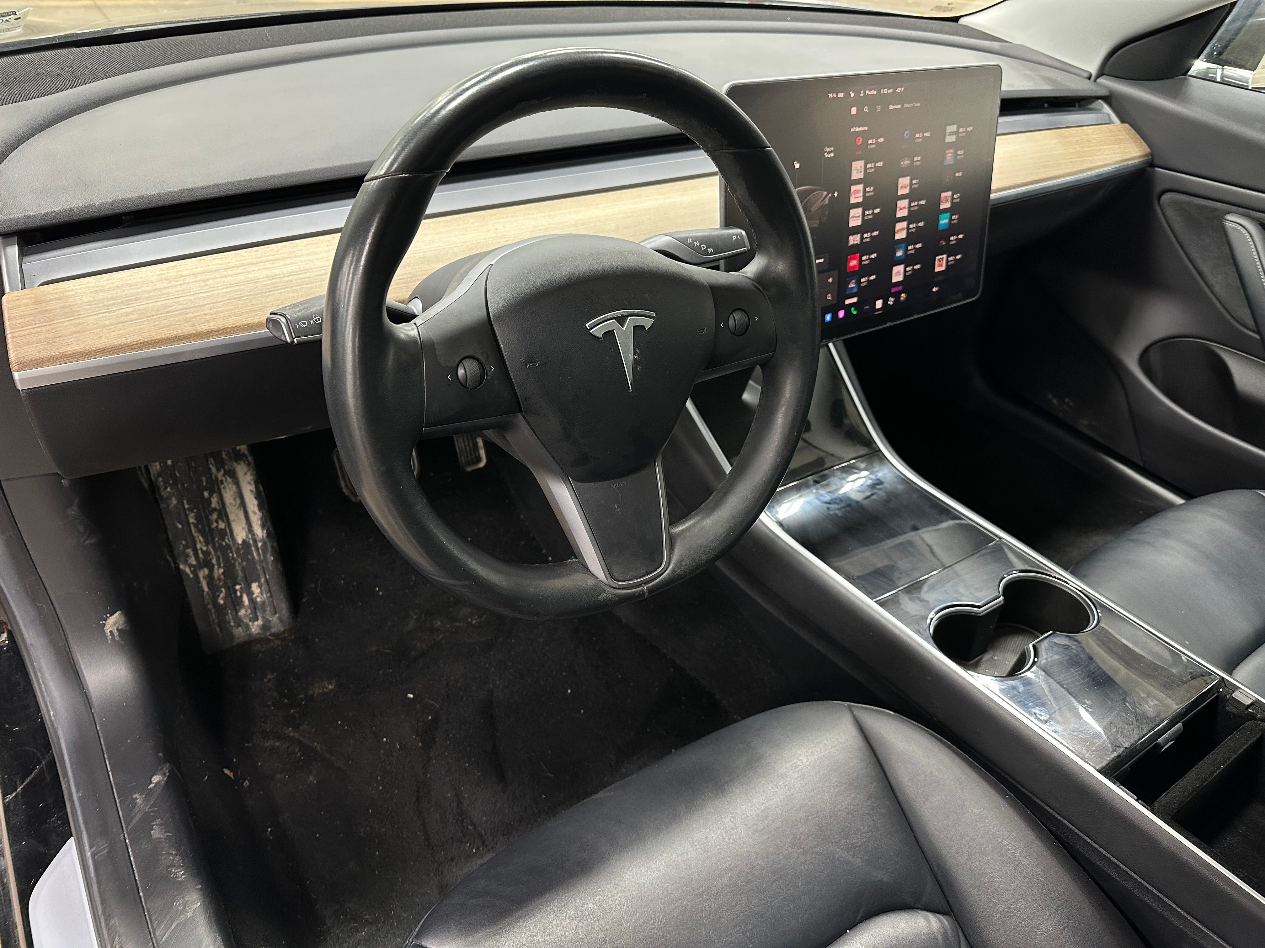 2019 Tesla Model 3 Standard Range 2