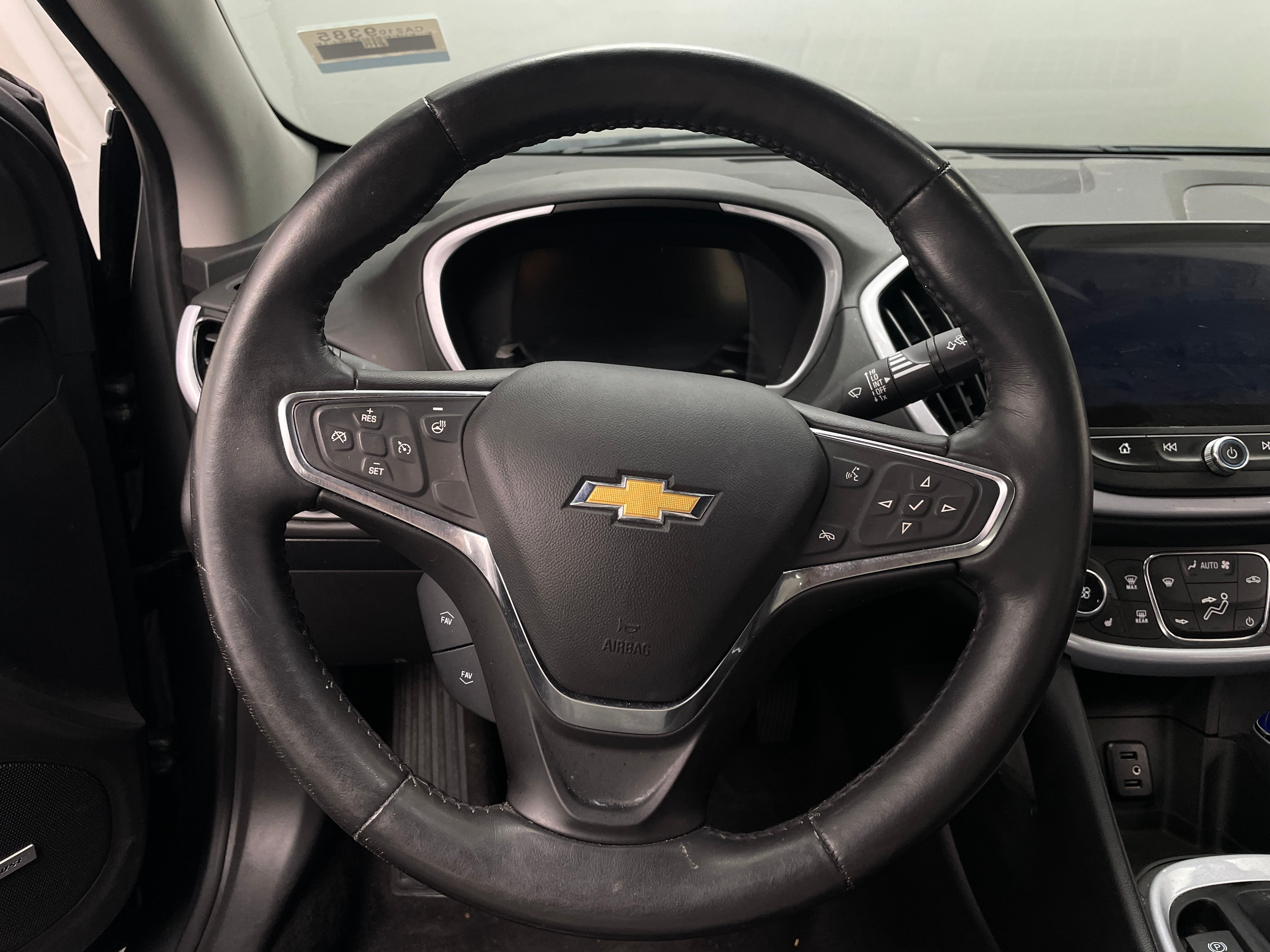 2017 Chevrolet Volt LT 4