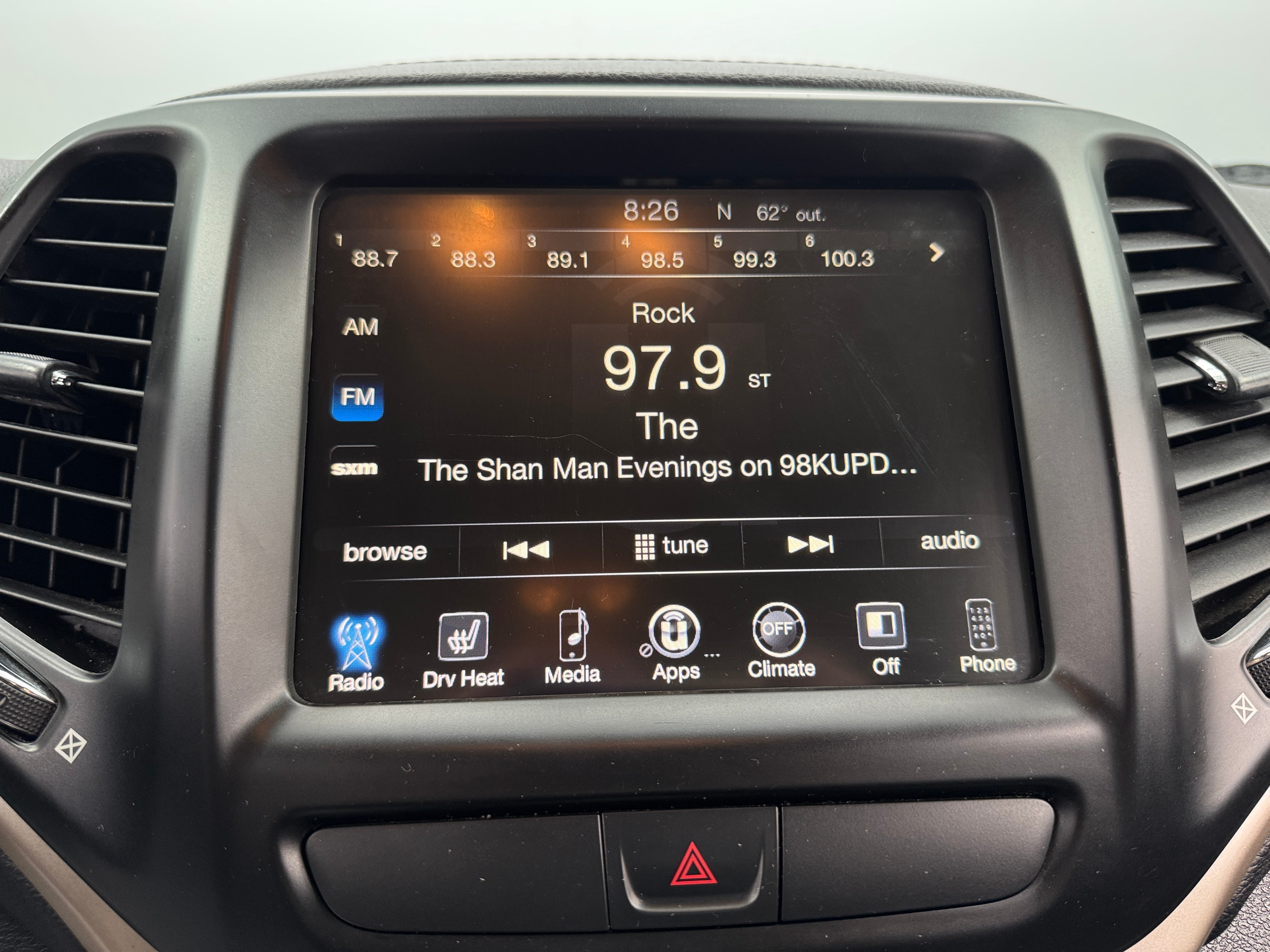 2016 Jeep Cherokee Limited Edition 3