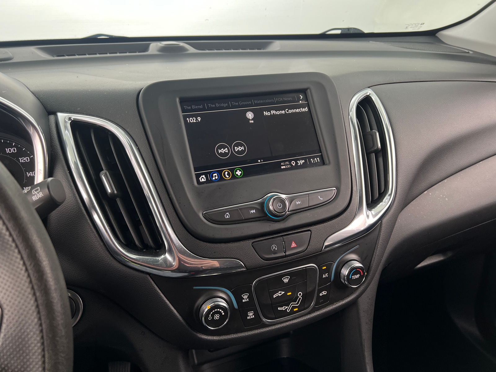 Thumbnail: 2023 Chevrolet Equinox - 4