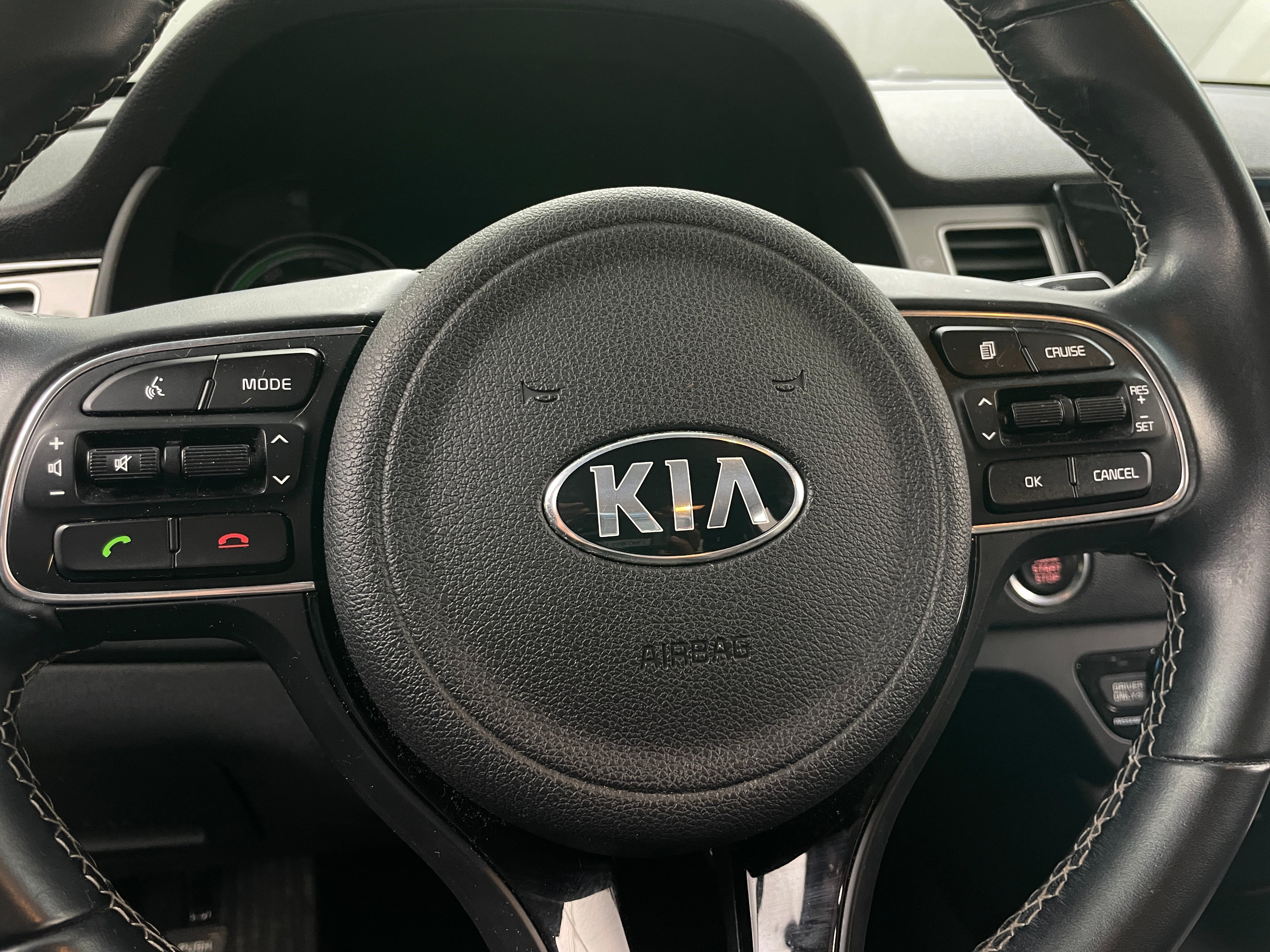 2019 Kia Niro Touring 5