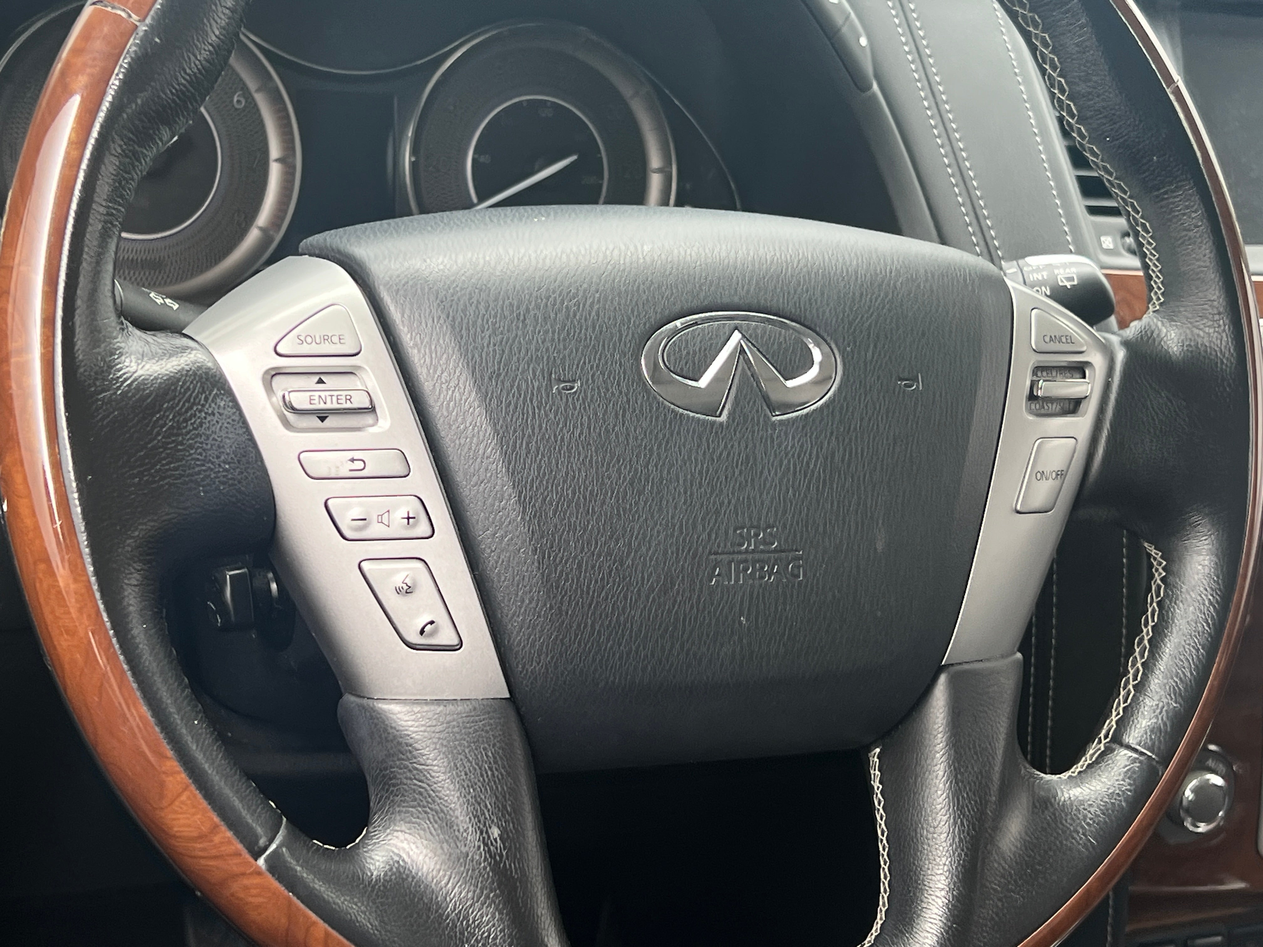 2018 INFINITI QX80 Base 4