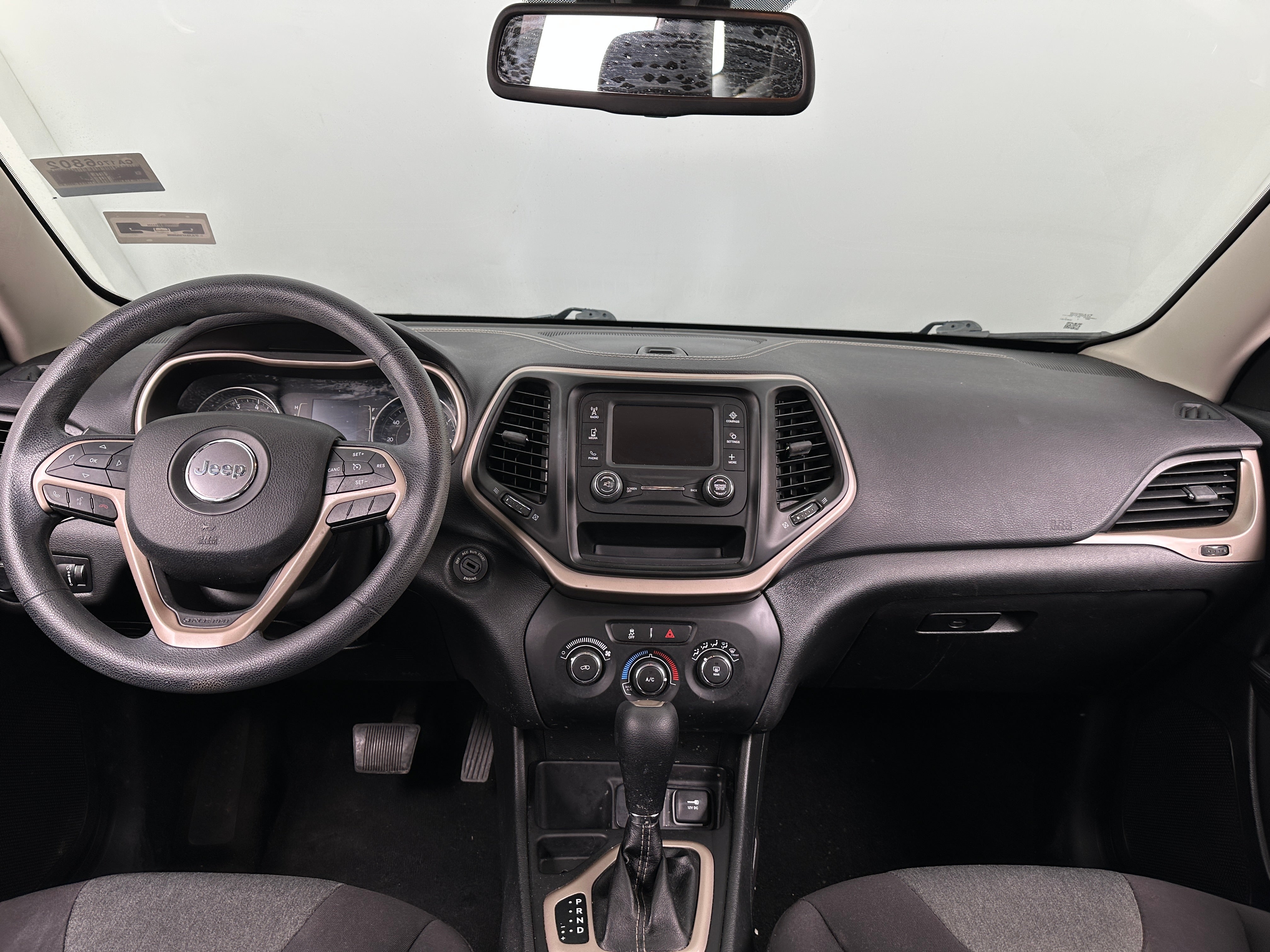 2015 Jeep Cherokee Sport 3