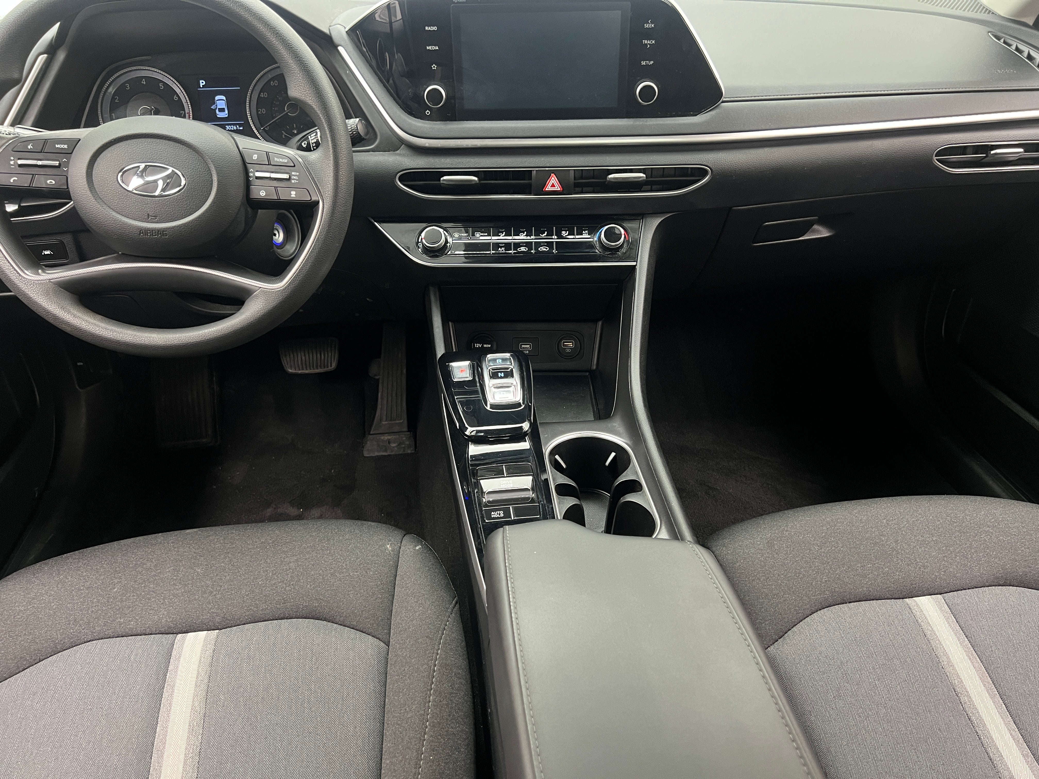 2022 Hyundai Sonata SE 3