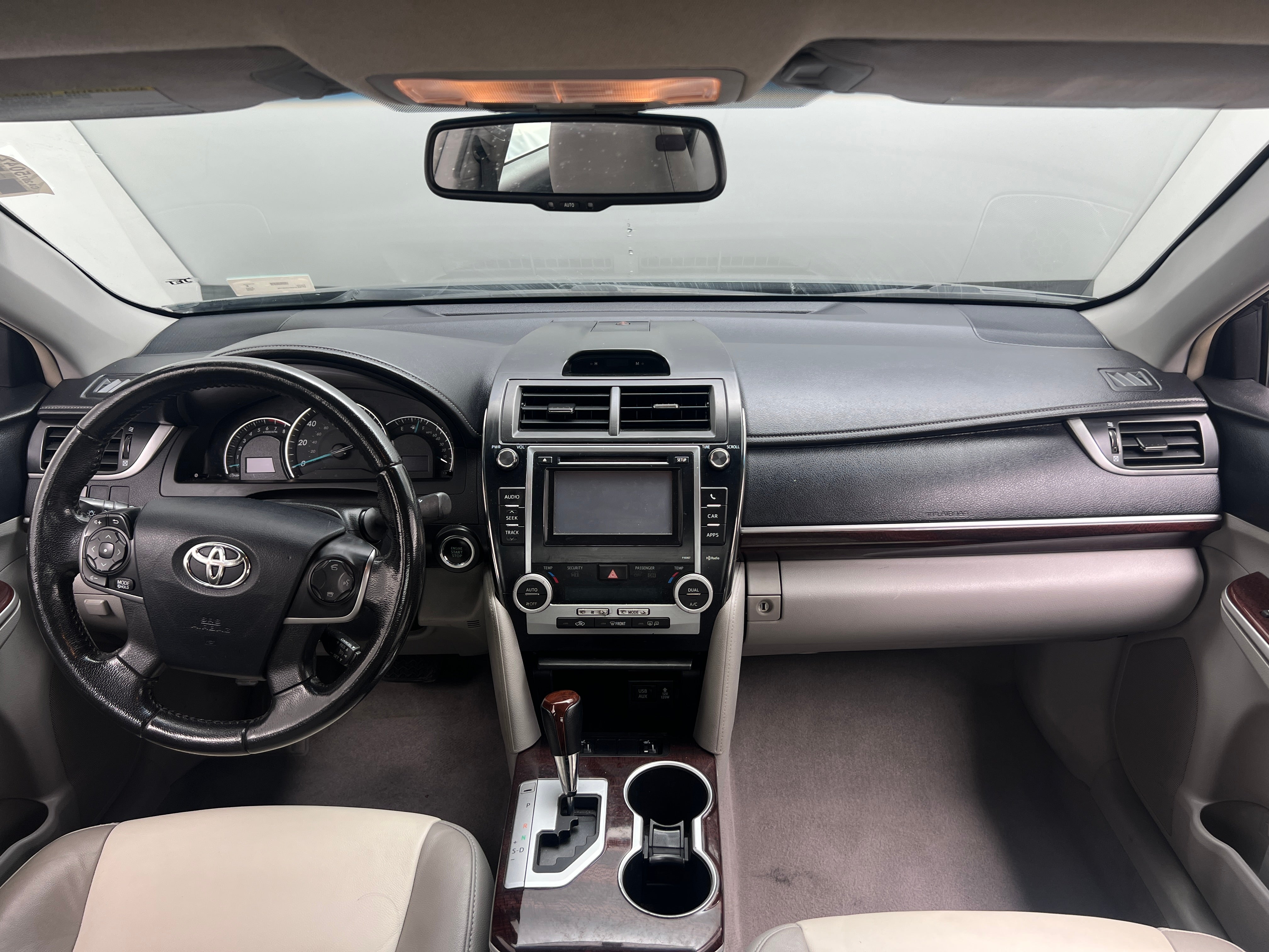 2012 Toyota Camry XLE 2