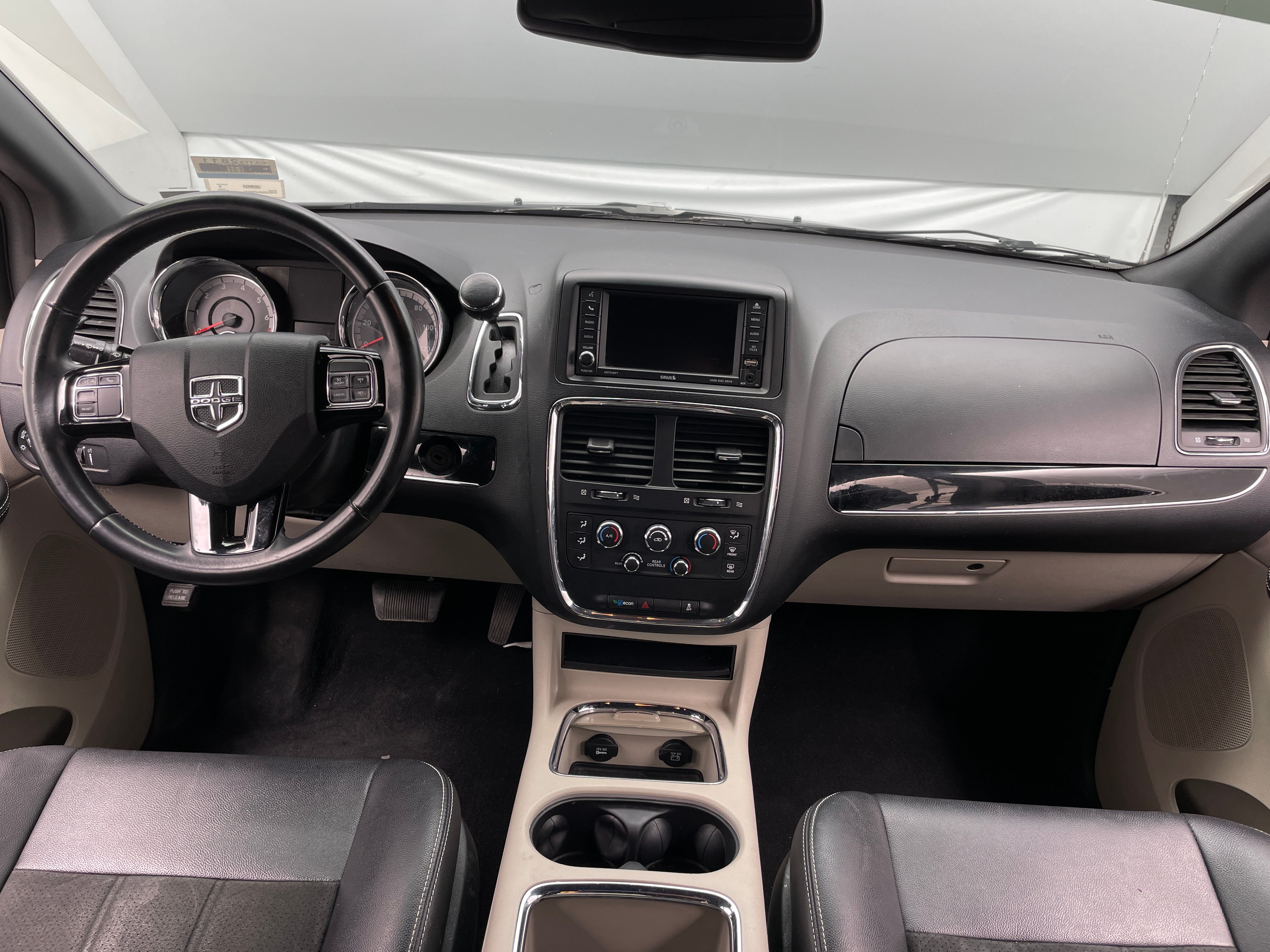 2019 Dodge Grand Caravan SXT 3