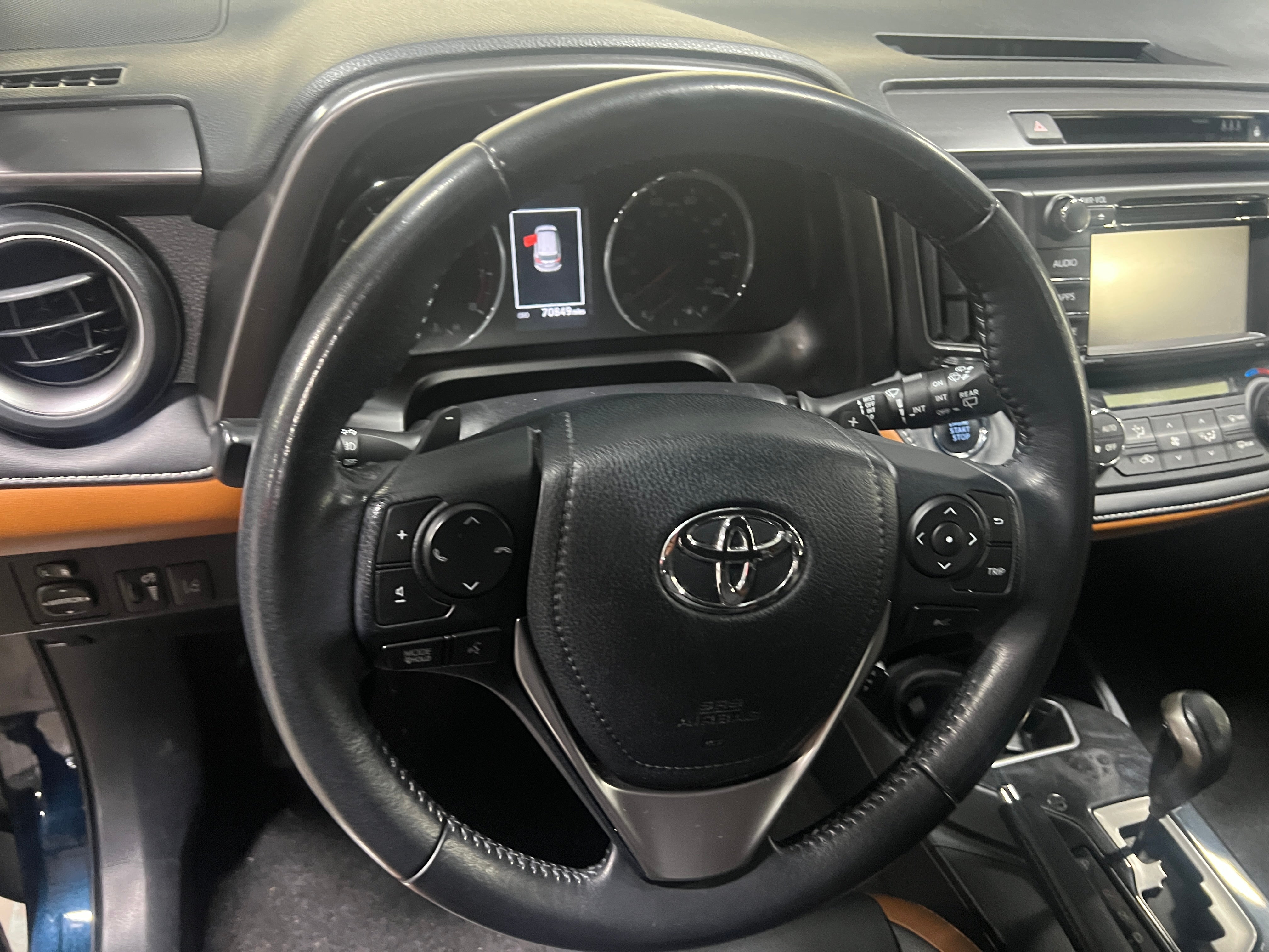 2018 Toyota RAV4 SE 5